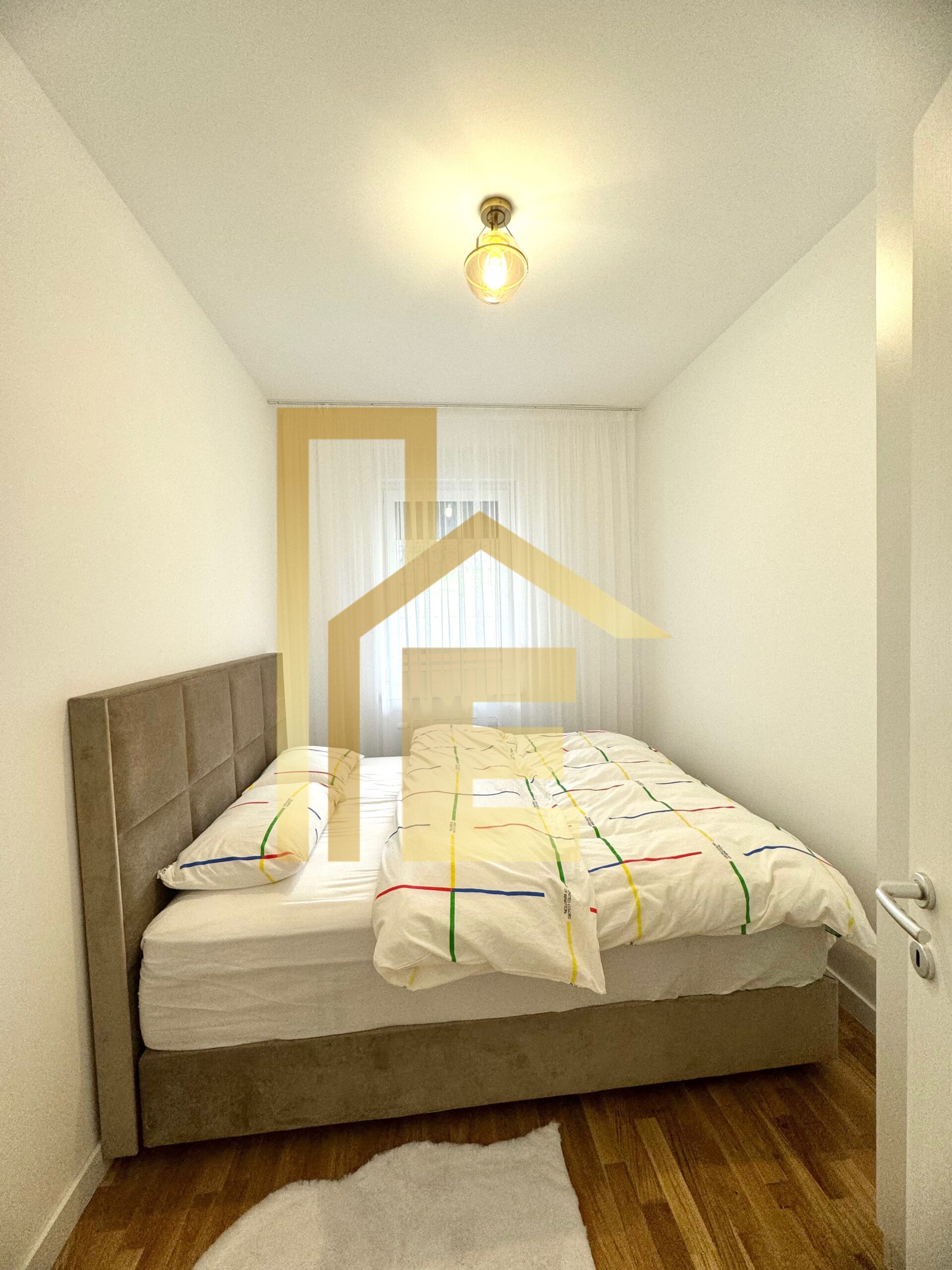 Iznajmljujemo moderno namješten dvosoban stan, naselje Hisete slika 7