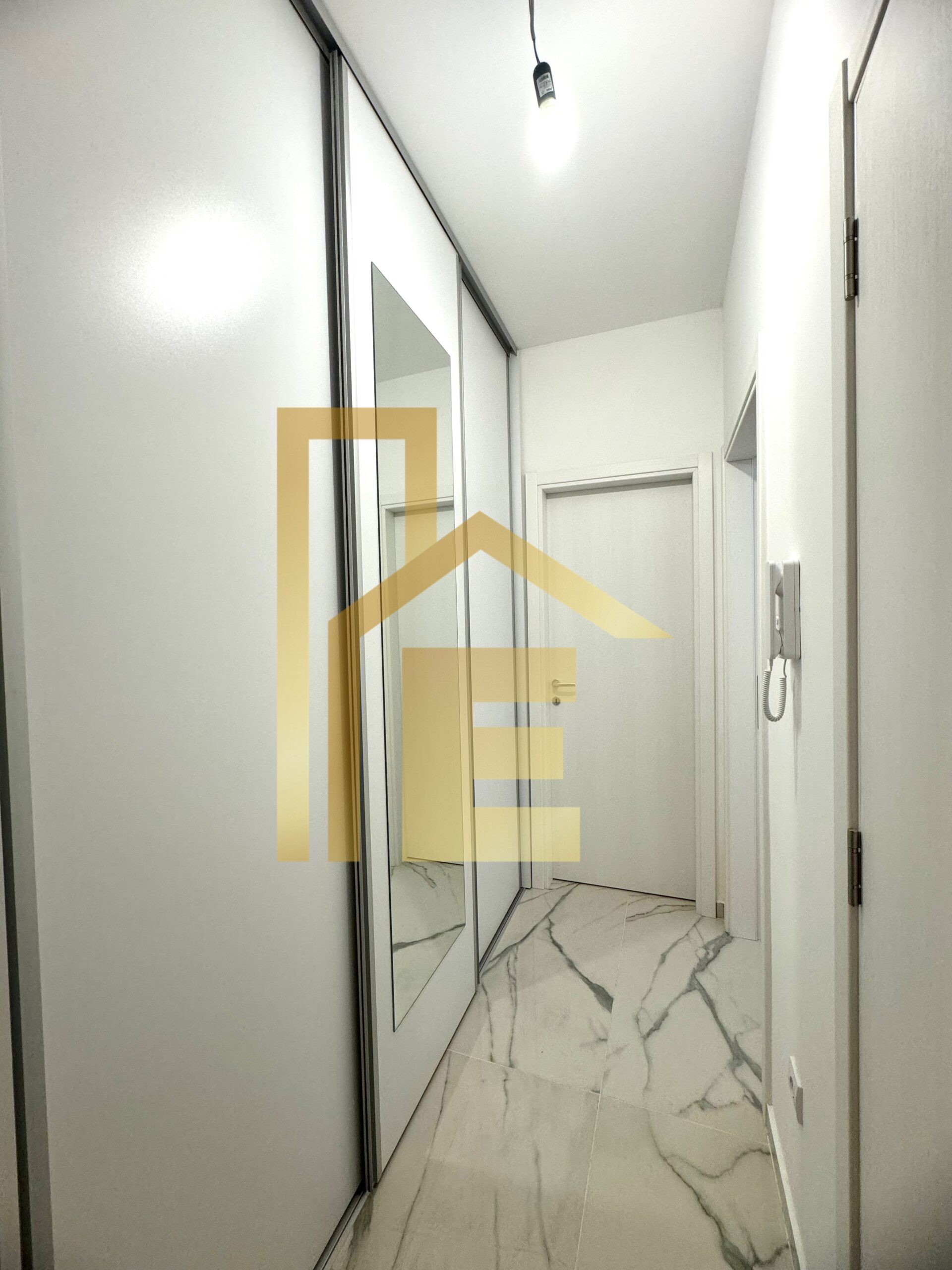 Iznajmljujemo moderno namješten dvosoban stan, naselje Hisete slika 10