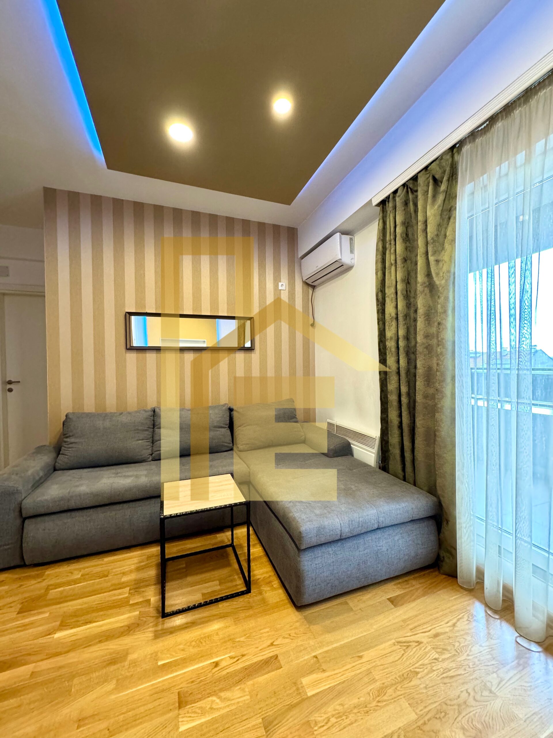 Iznajmljujemo dvosoban stan sa parking mjestom, naselje Čaire slika 10