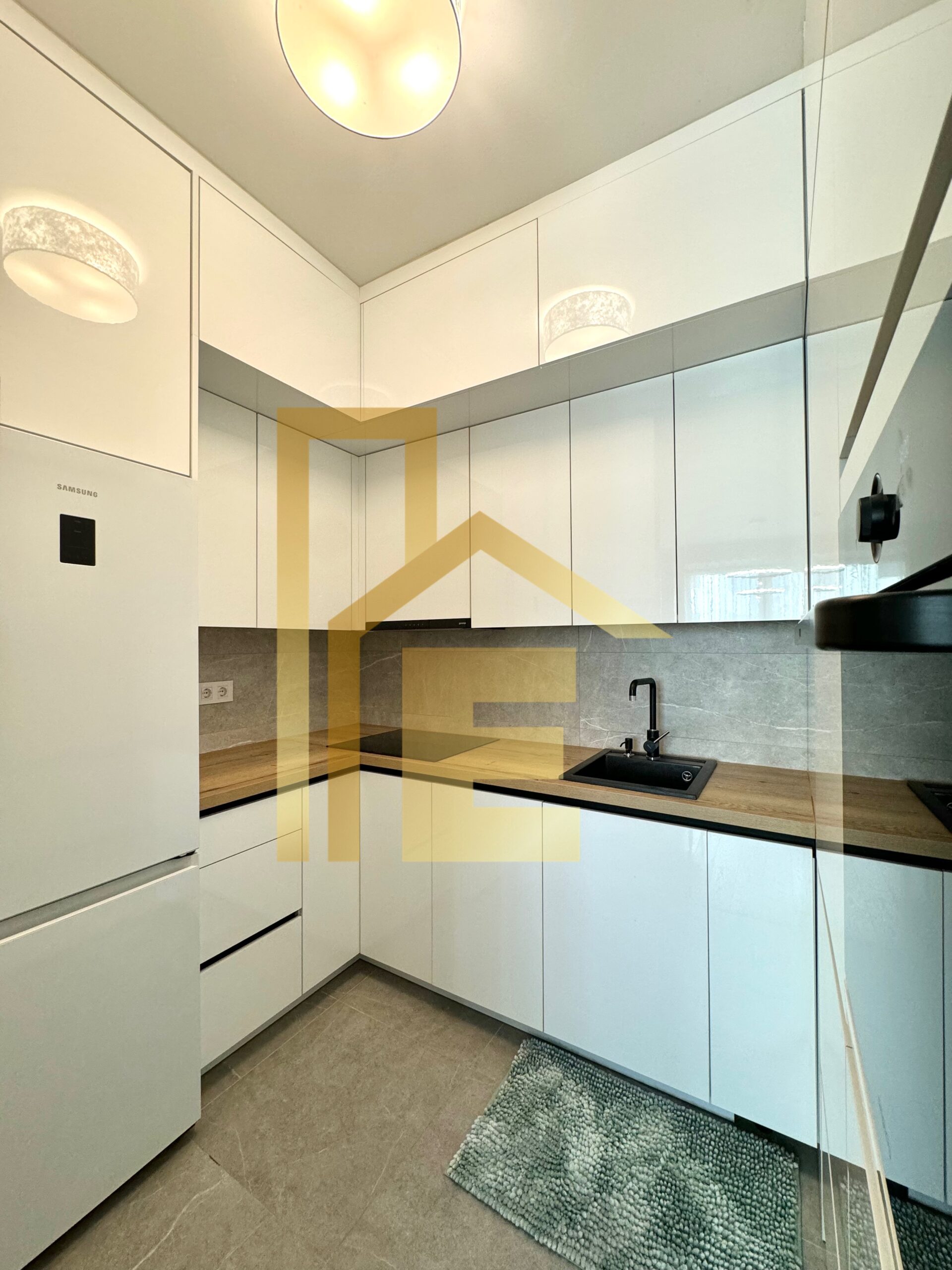 Moderan dvosoban stan sa garažom, Nova Varoš slika 12