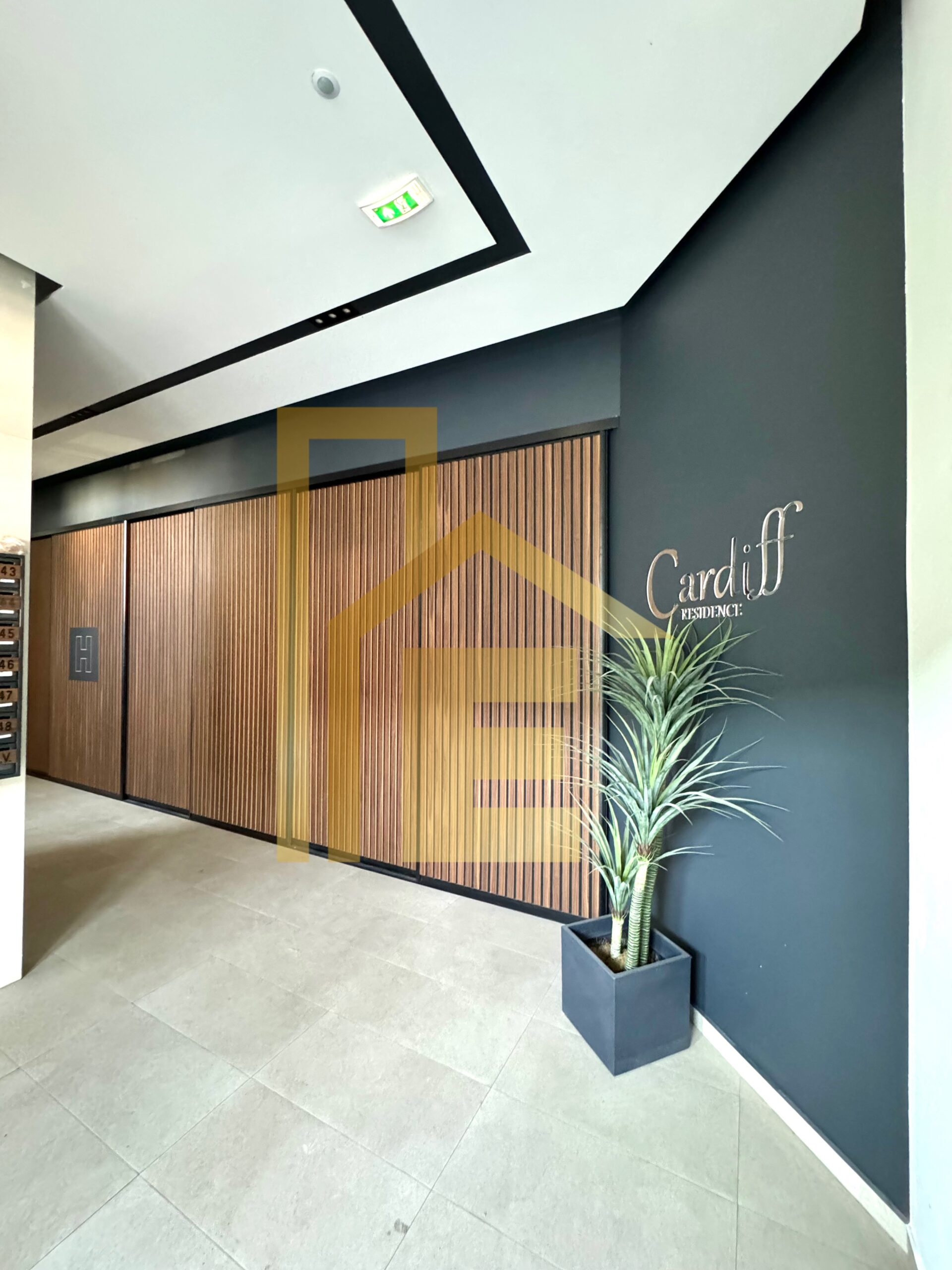 Iznajmljujemo garsonjeru u naselju Ada slika 13