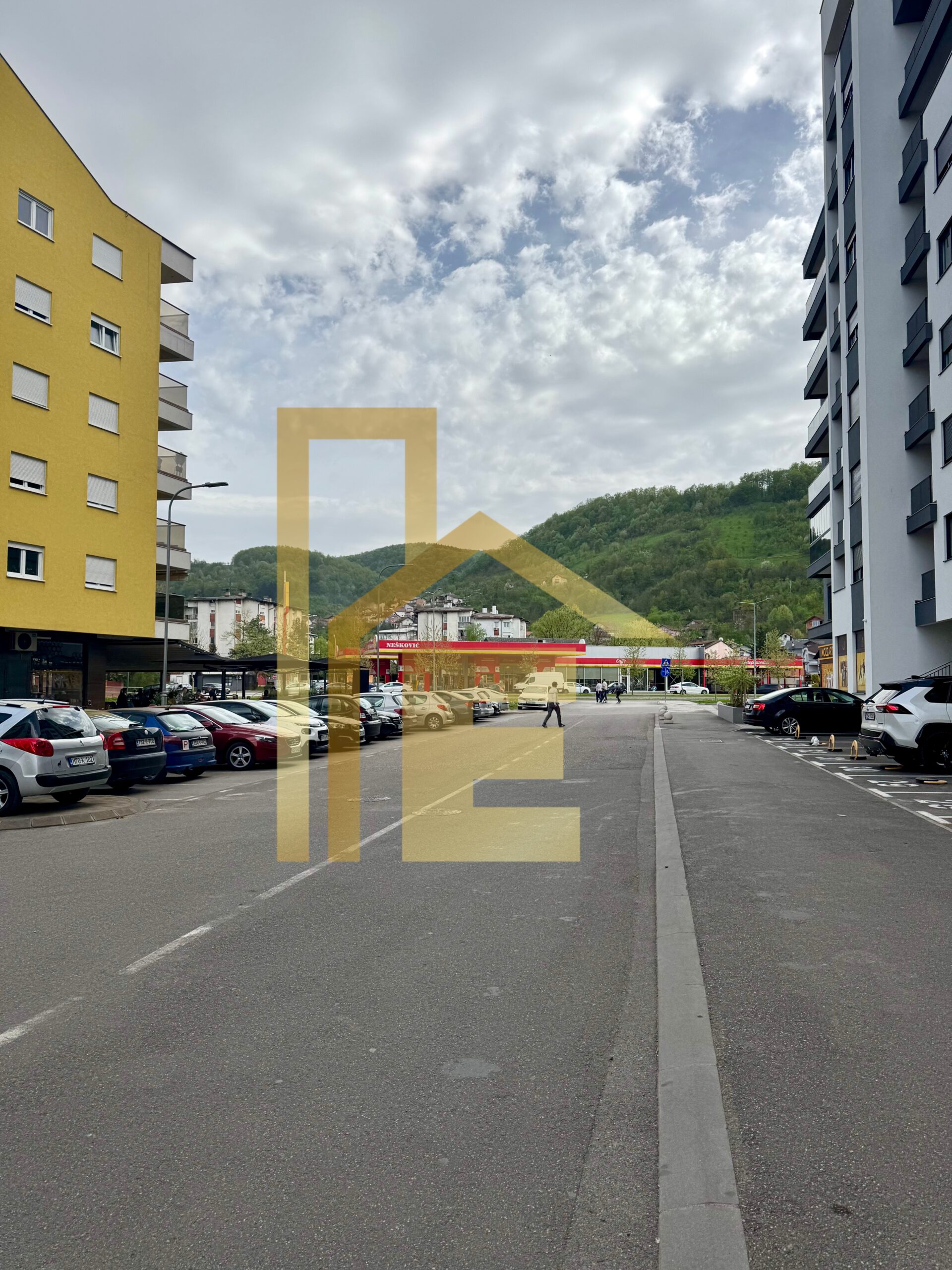 Iznajmljujemo moderan dvosoban stan, podnožje Starčevice slika 24
