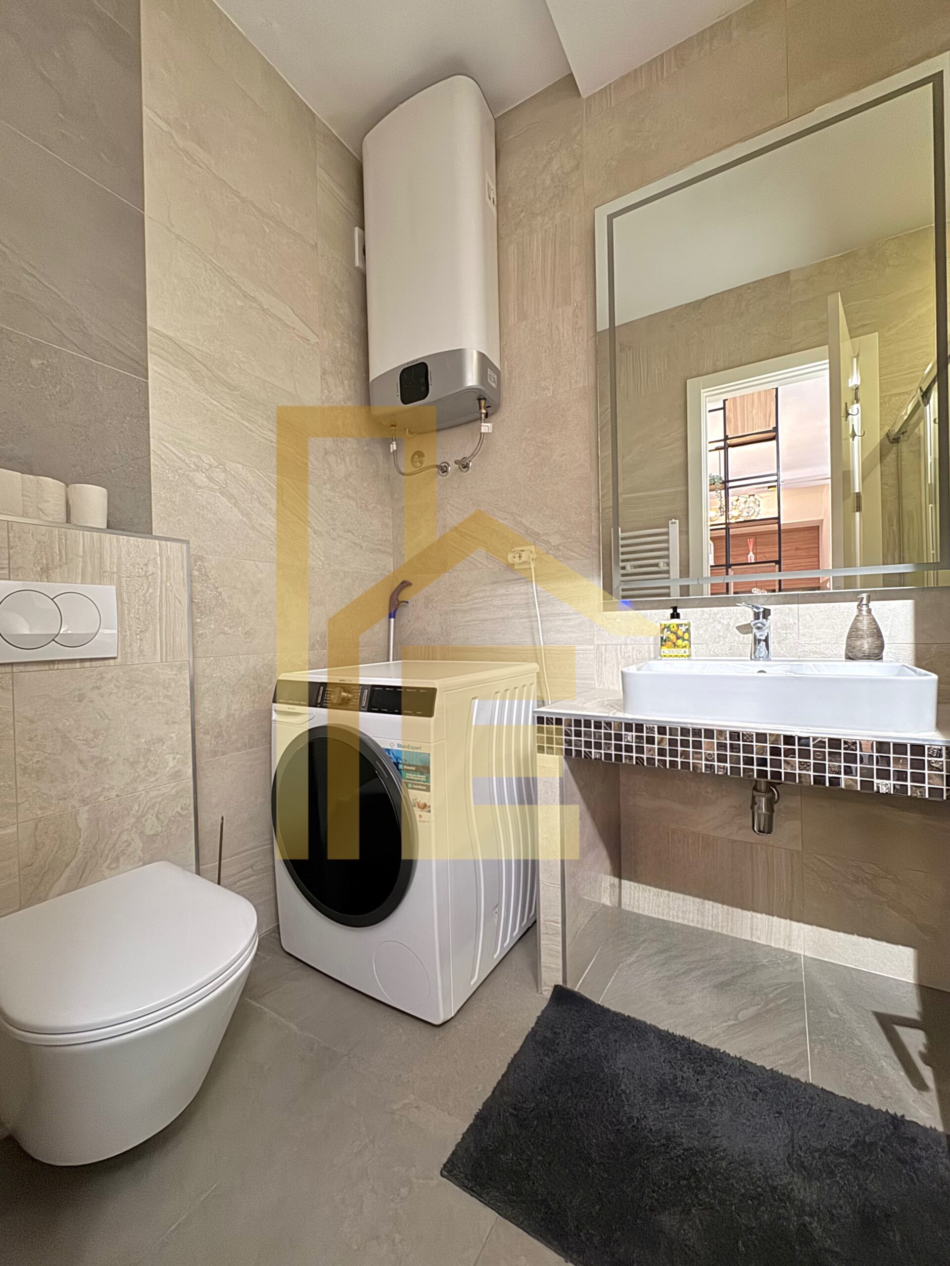 LUX trosoban stan sa garažom, Centar slika 24