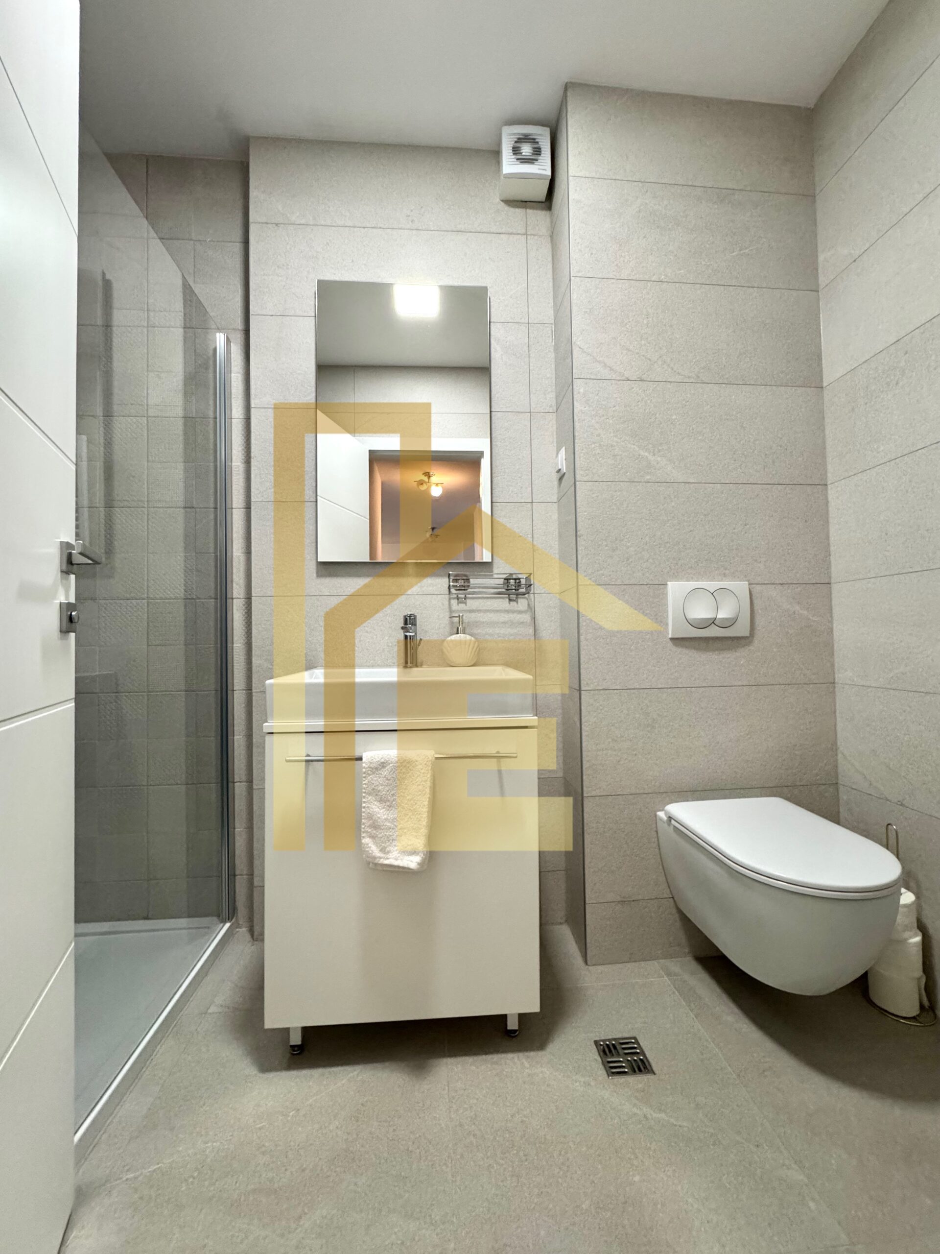 Iznajmljujemo trosoban stan sa garažom, SPO Casa Mia slika 22