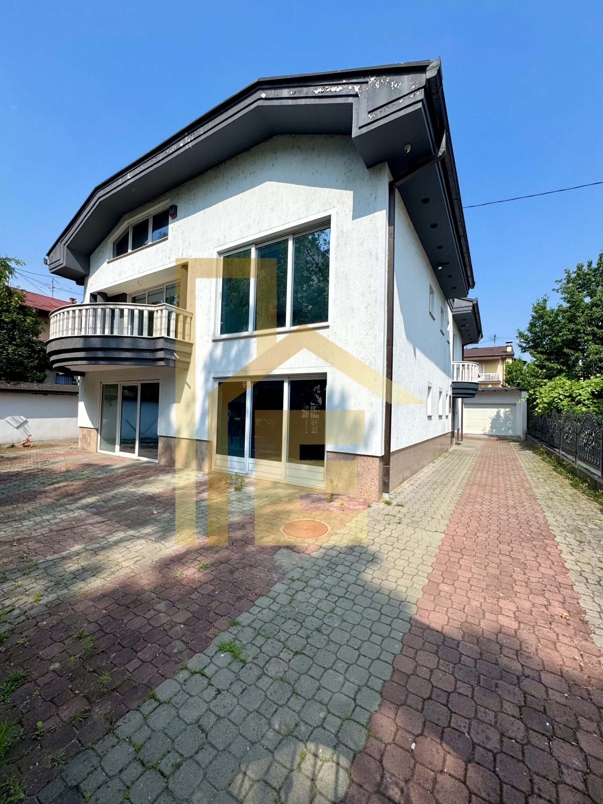 Iznajmljujemo poslovni objekat, naselje Nova Varoš slika 5