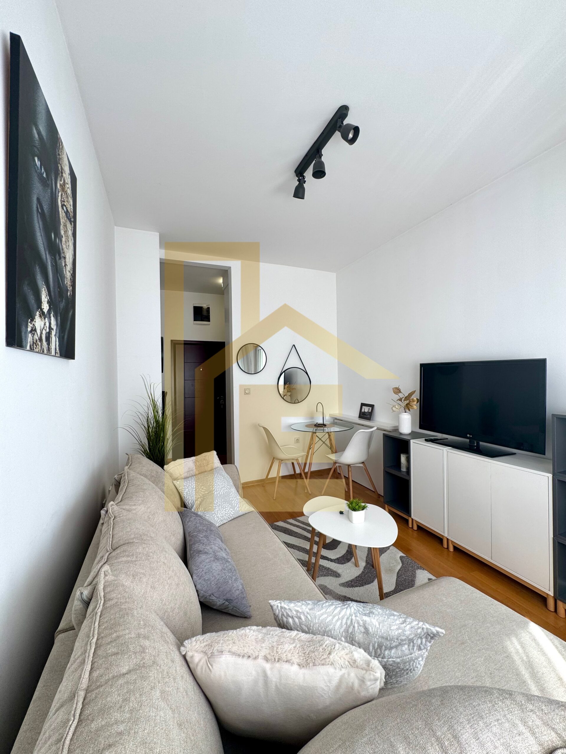 Iznajmljujemo dvosoban stan kod kafića Everest slika 10