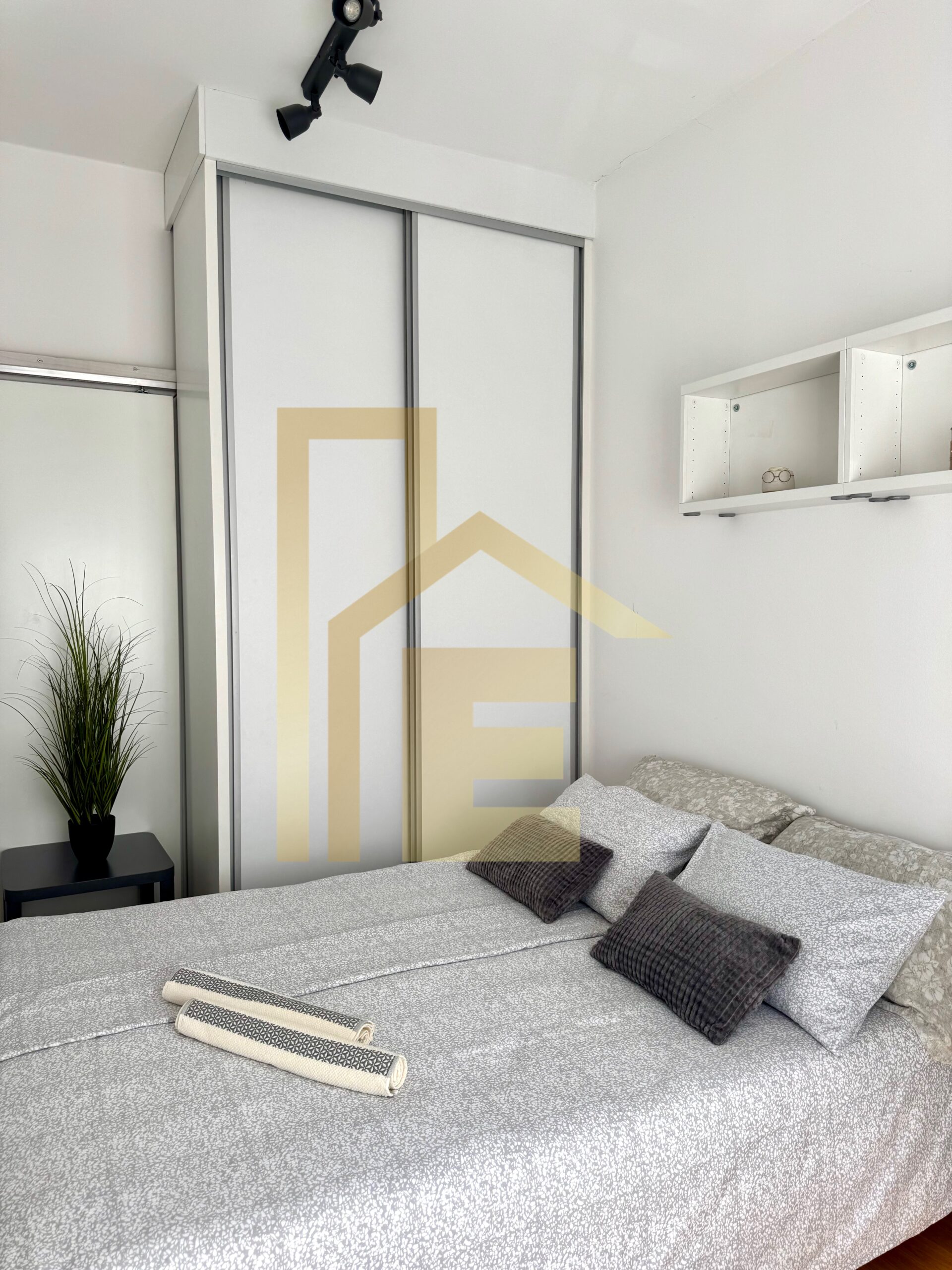 Iznajmljujemo dvosoban stan kod kafića Everest slika 17