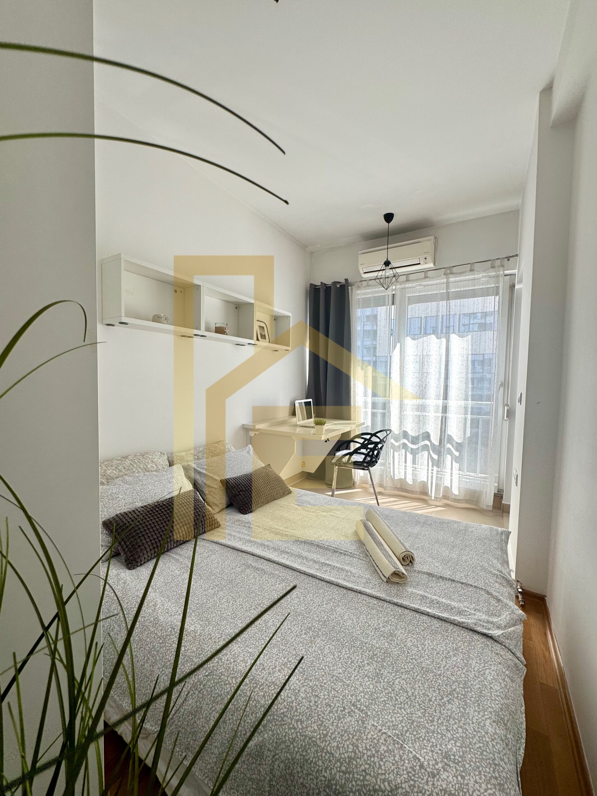 Iznajmljujemo dvosoban stan kod kafića Everest slika 20