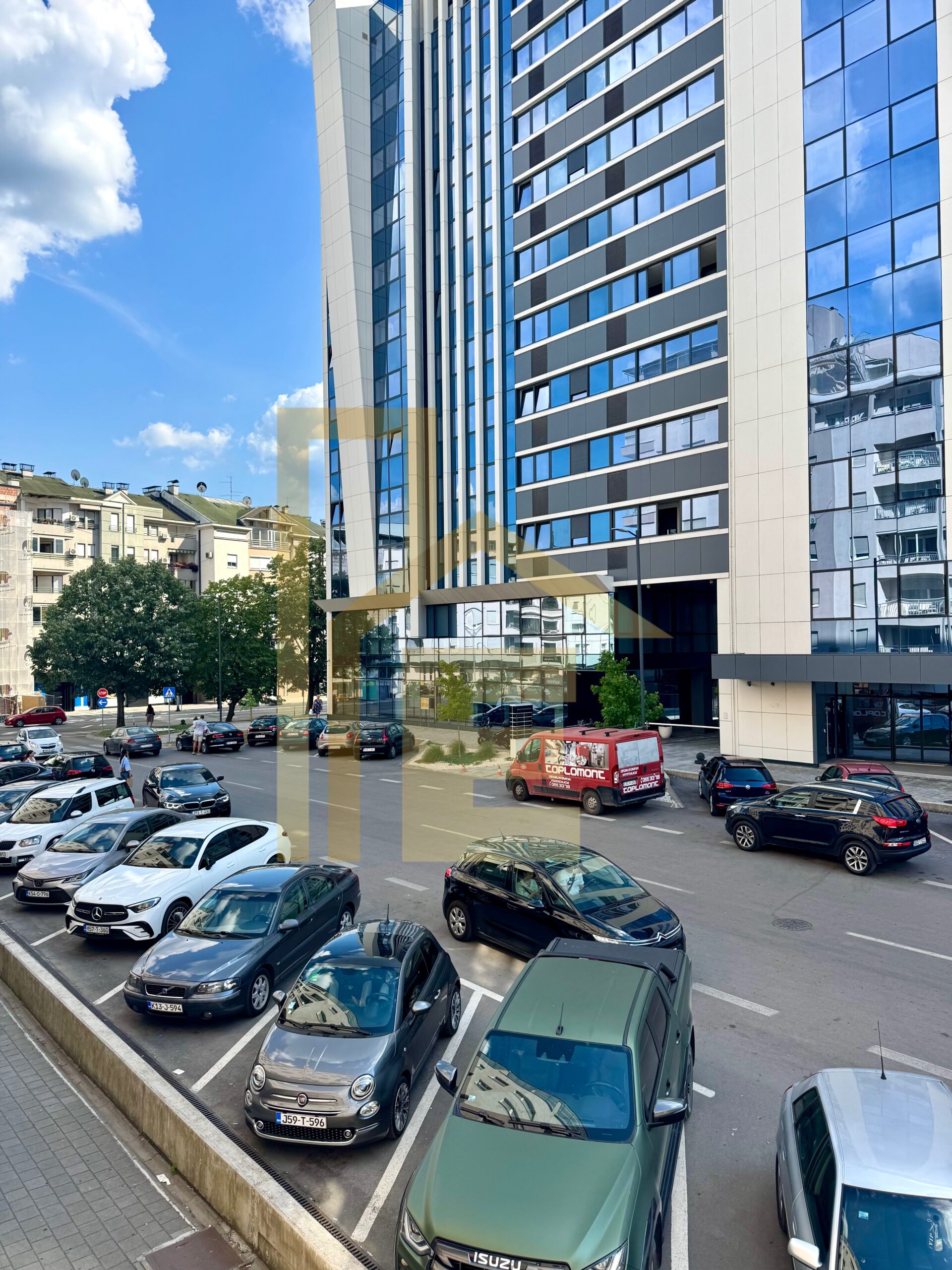 Iznajmljujemo dvosoban stan kod kafića Everest slika 23