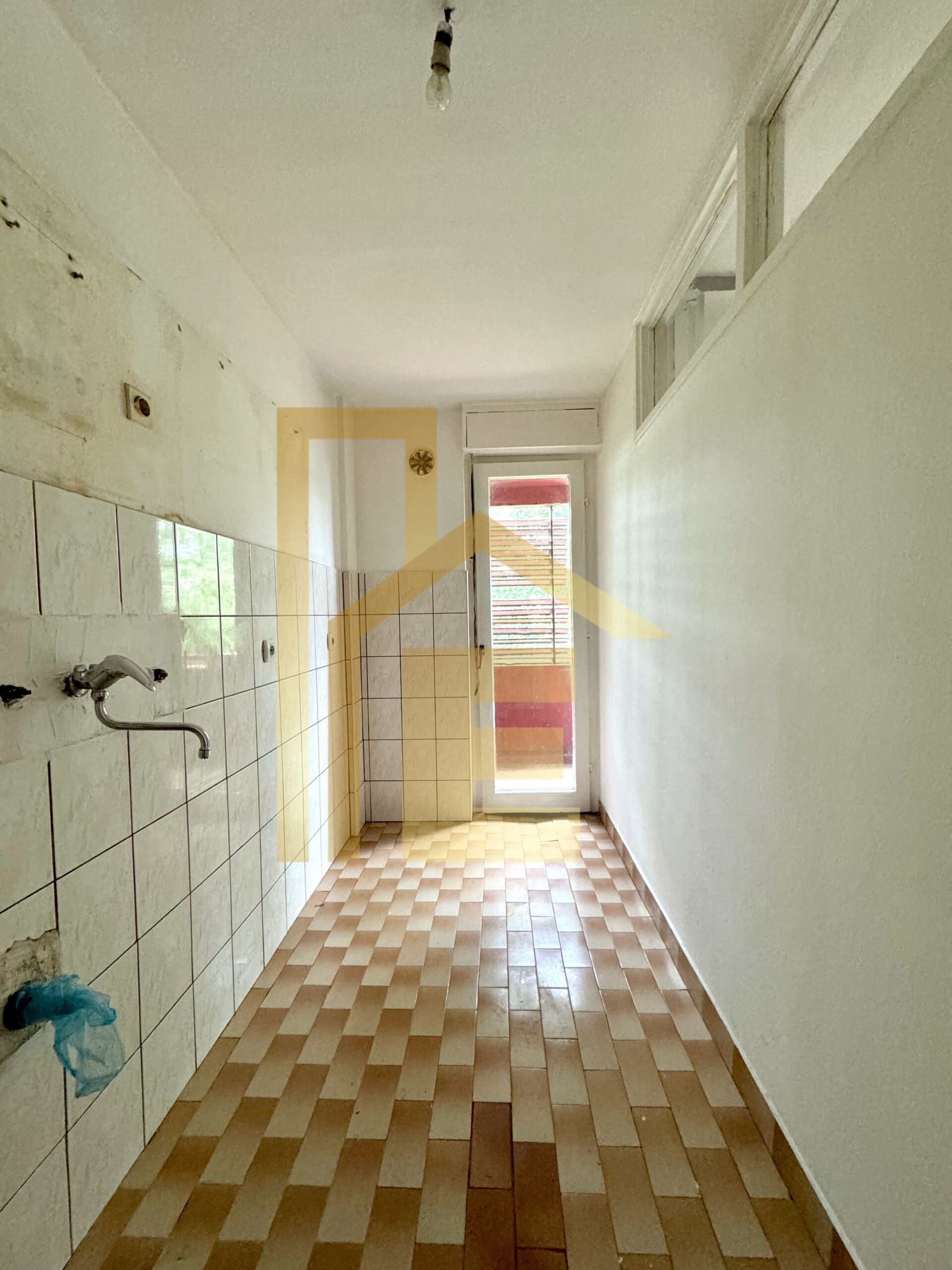 Na prodaju dvosoban stan, naselje Starčevica slika 7