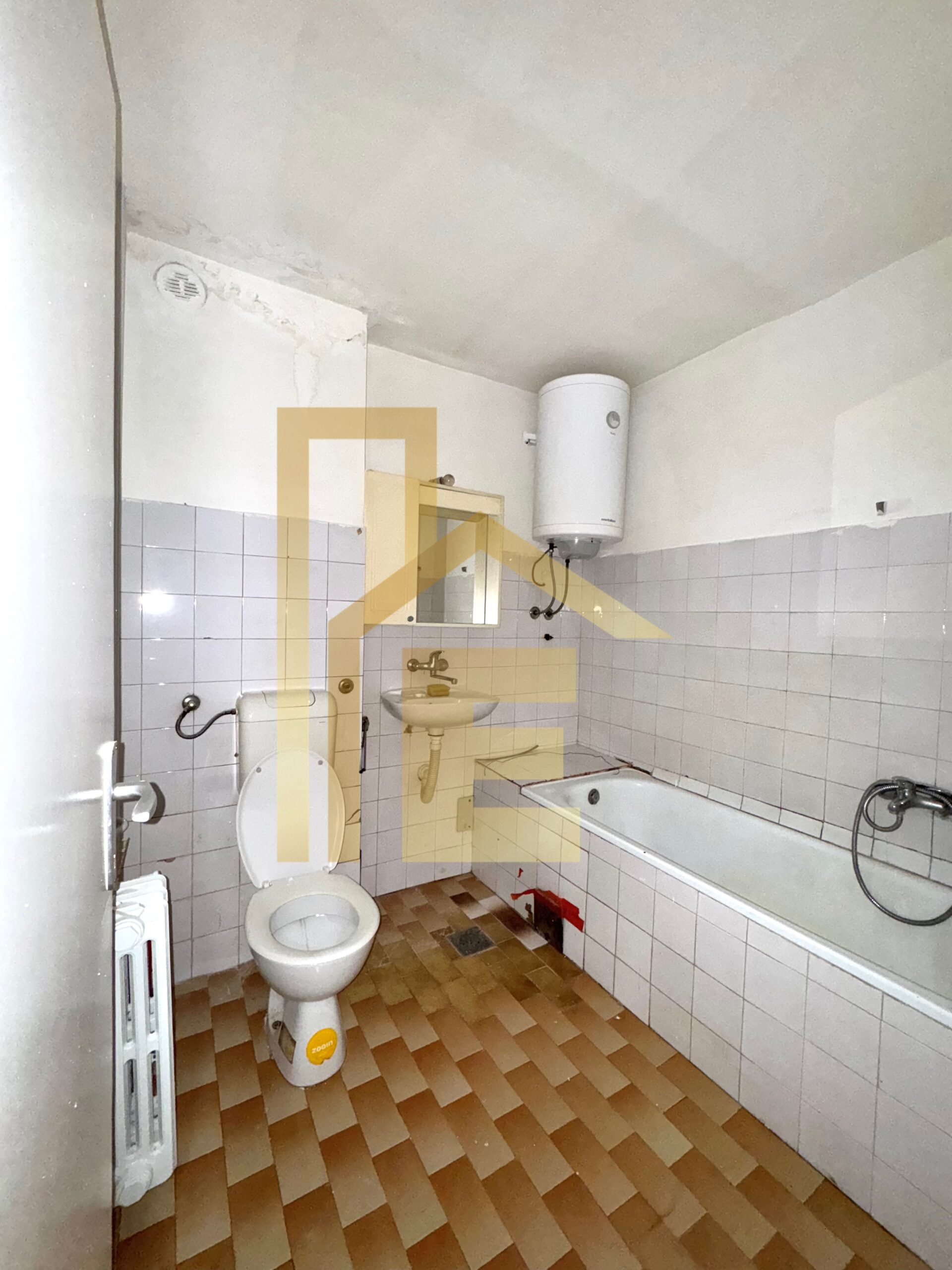 Na prodaju dvosoban stan, naselje Starčevica slika 13