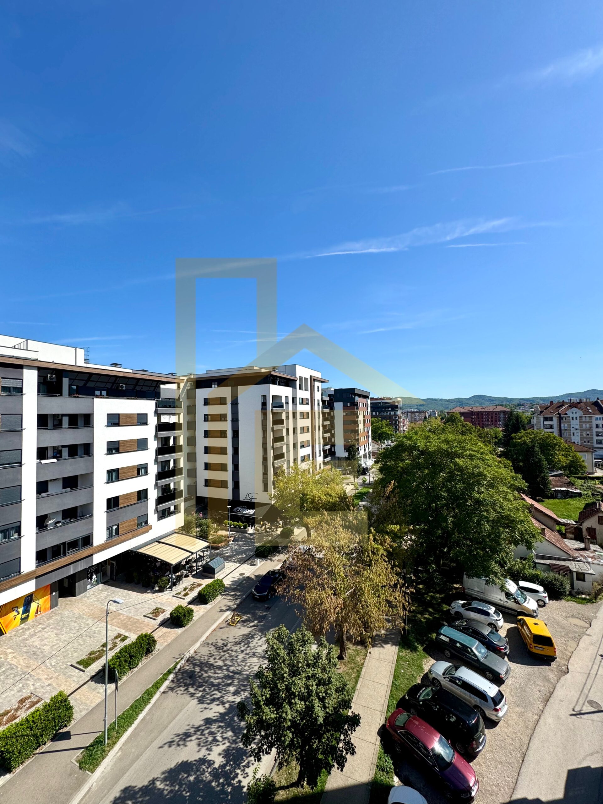 Iznajmljujemo kancelarijski prostor, podnožje Starčevice slika 15