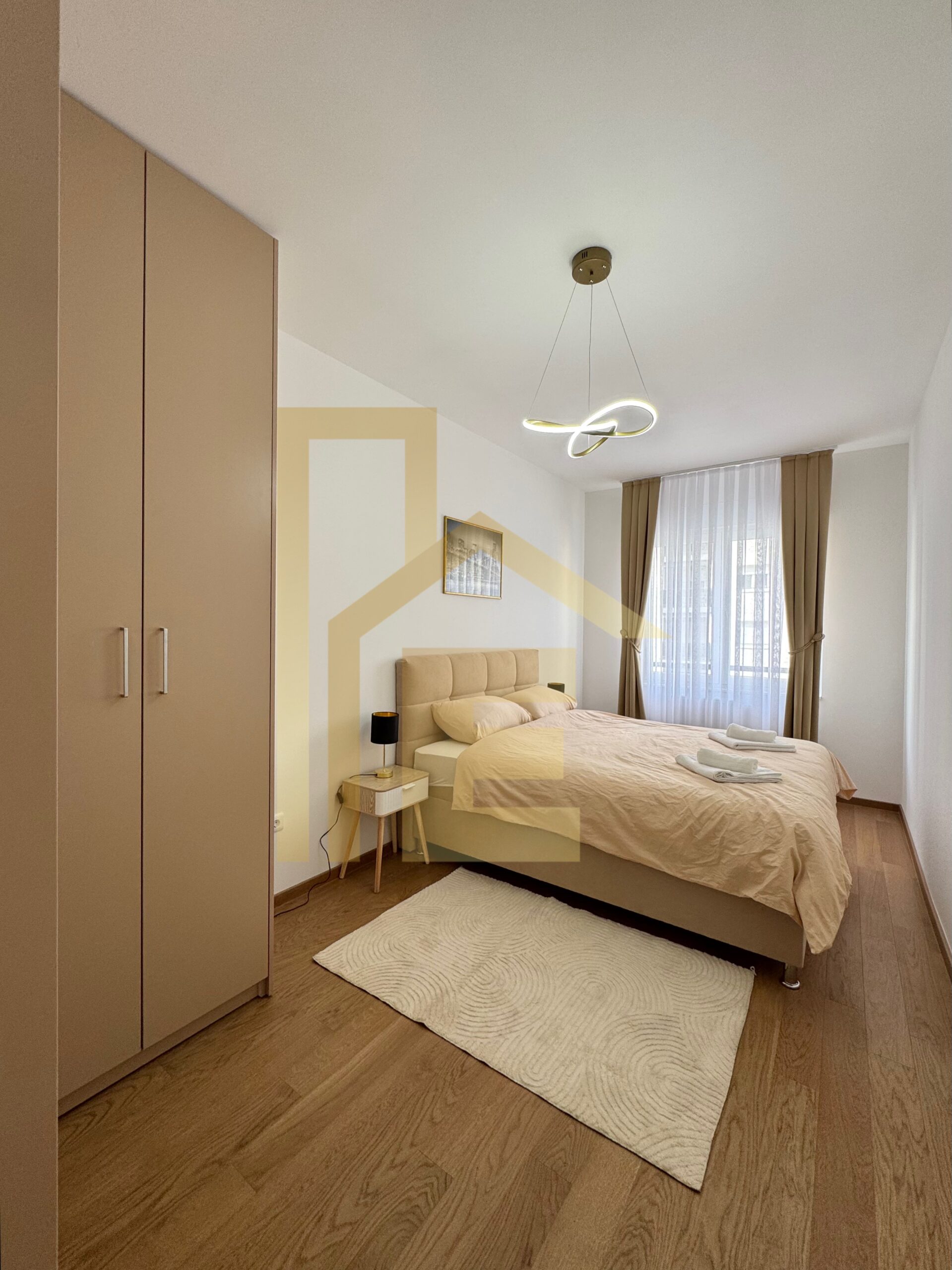 LUX Trosoban stan u naselju Ada slika 12
