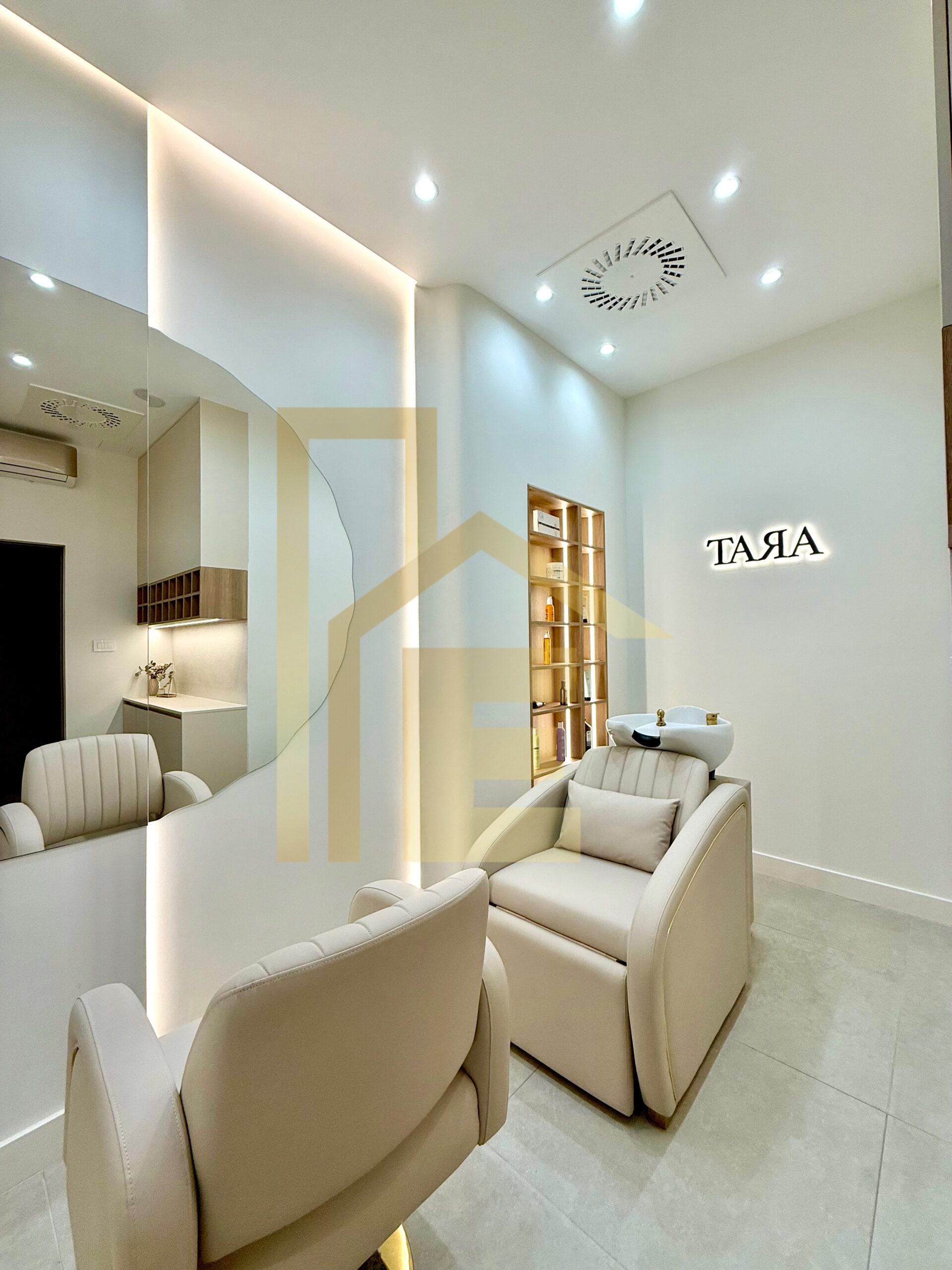 Iznajmljujemo luksuzan frizerski salon, naselje Nova Varoš slika 1