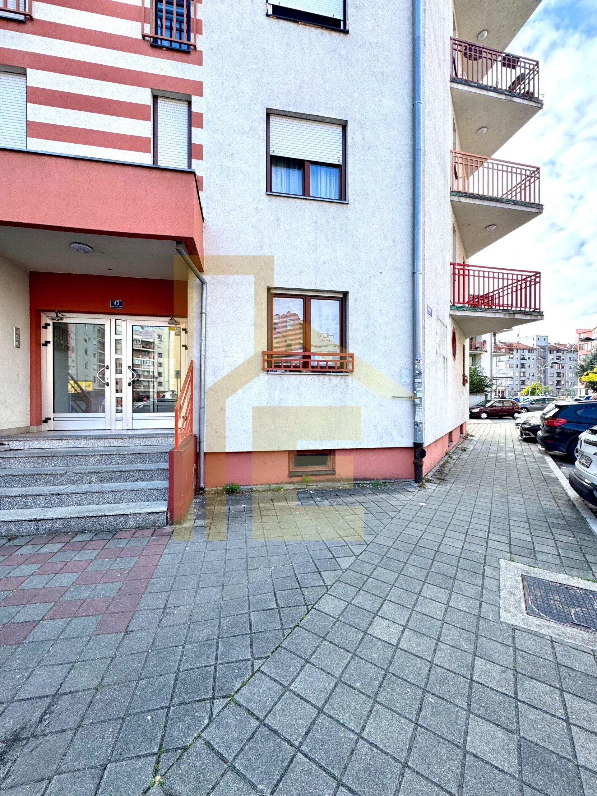 Iznajmljujemo poslovni prostor, naselje Krajina slika 16