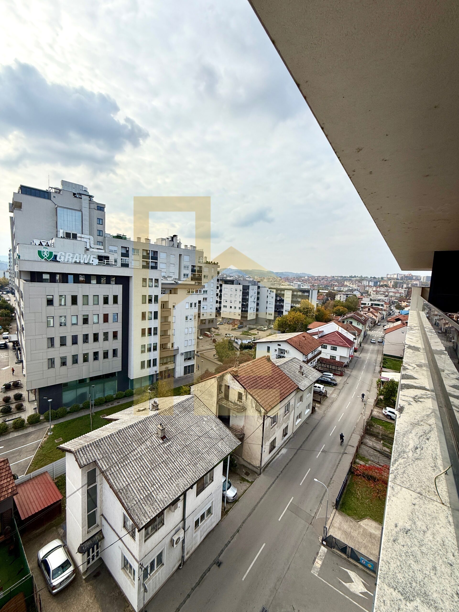 LUX Trosoban stan sa garažom, naselje Nova Varoš slika 14