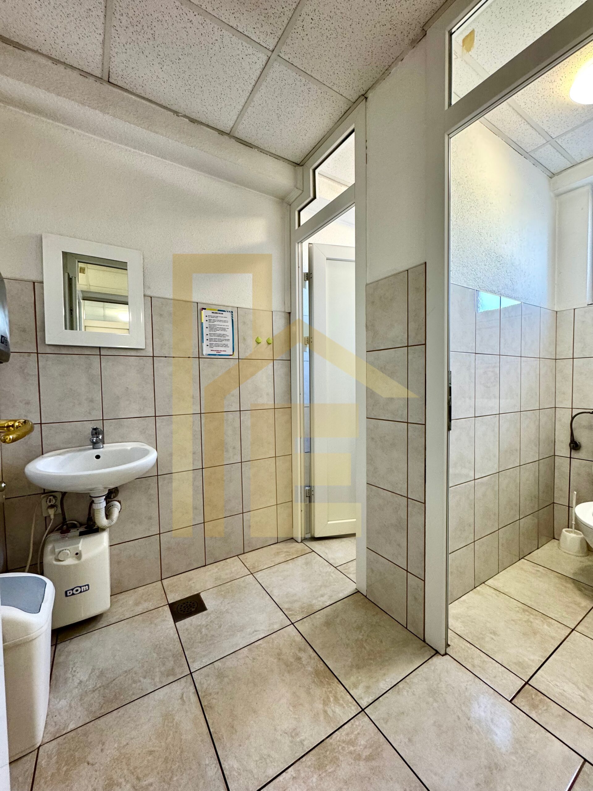 Iznajmljujemo kancelarijski prostor, Centar slika 15