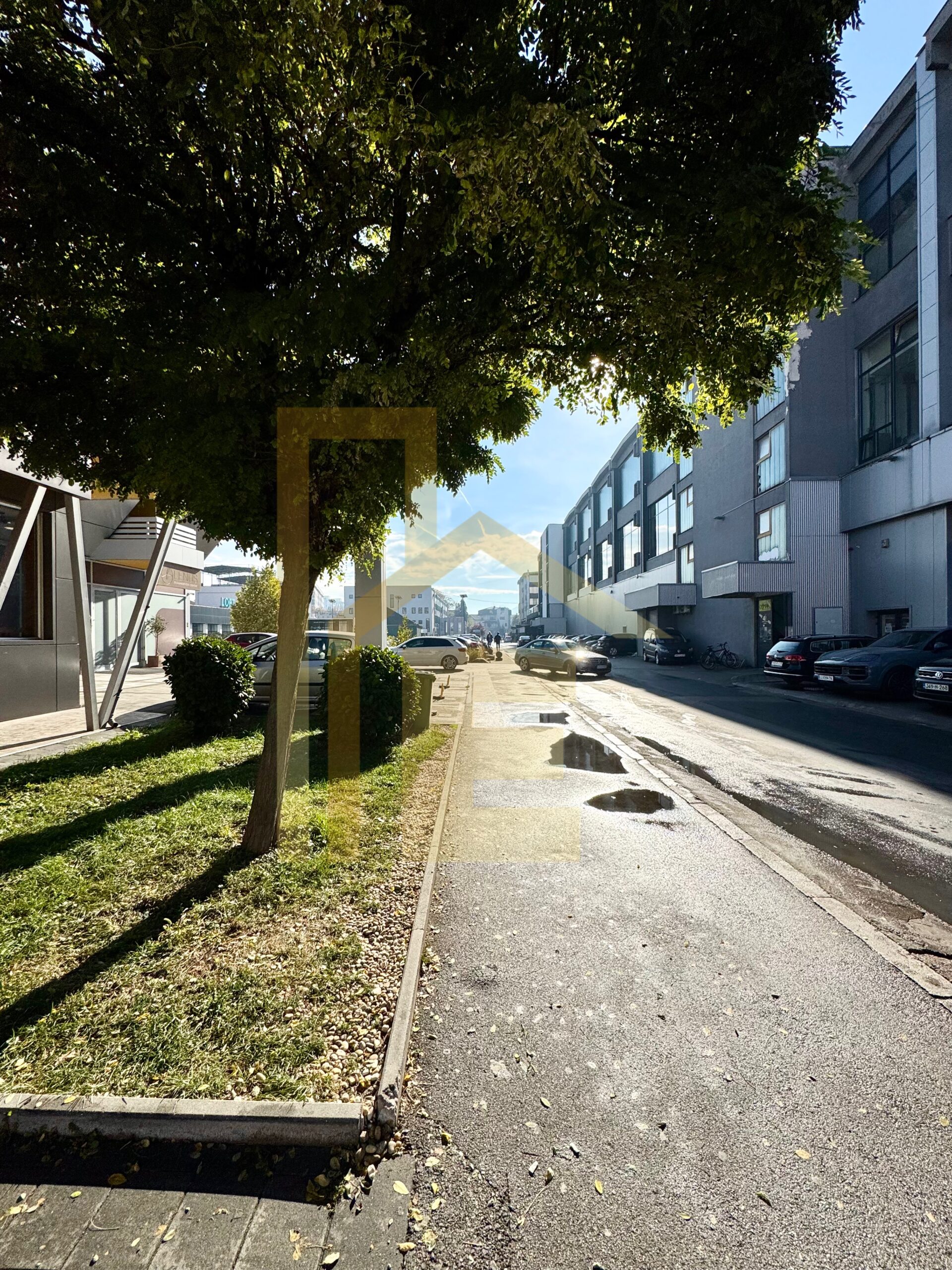 Iznajmljujemo kancelarijski prostor, Centar slika 18