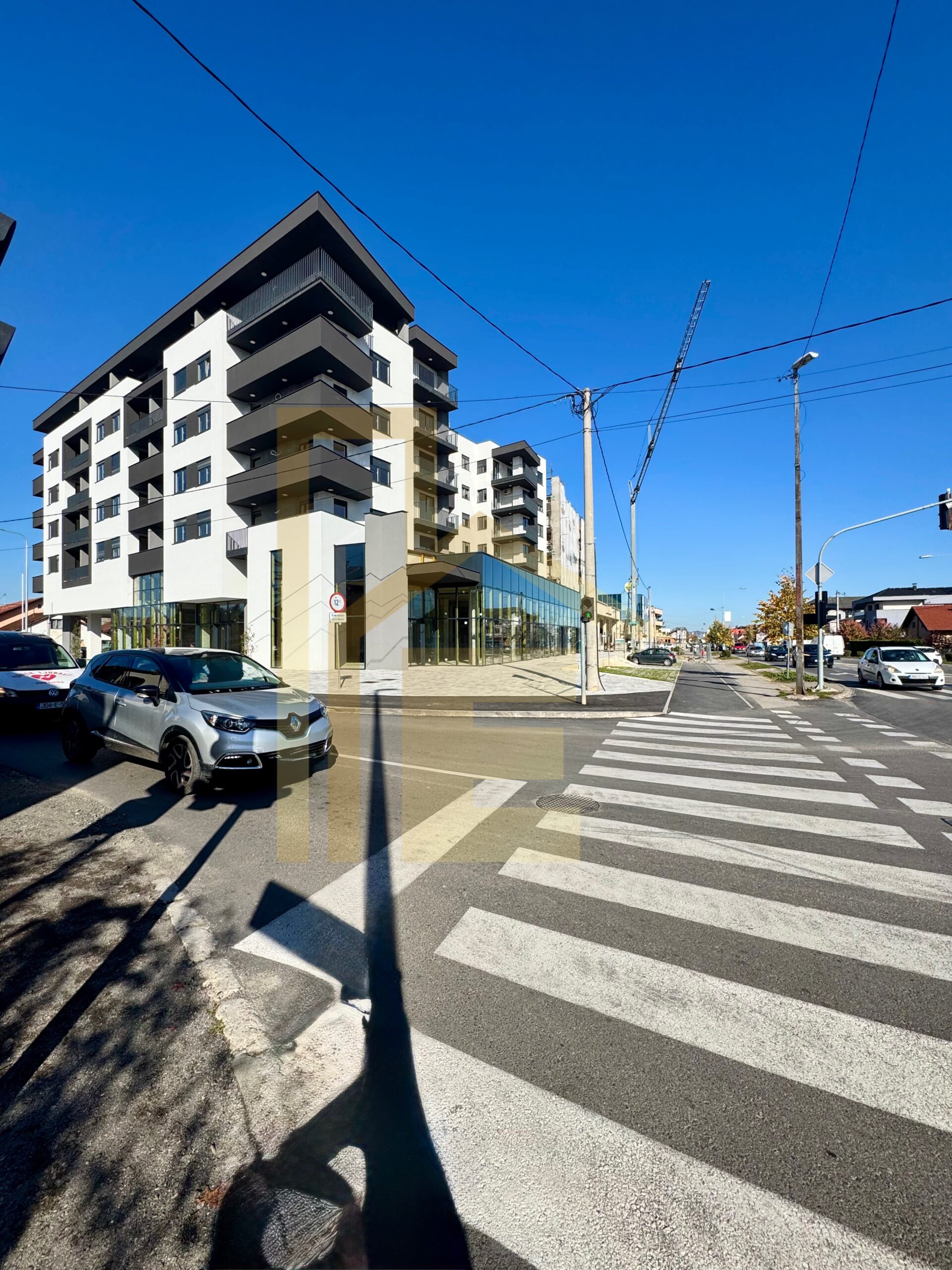 Iznajmljujemo poslovni prostor na prometnoj lokaciji, Lazarevo slika 2