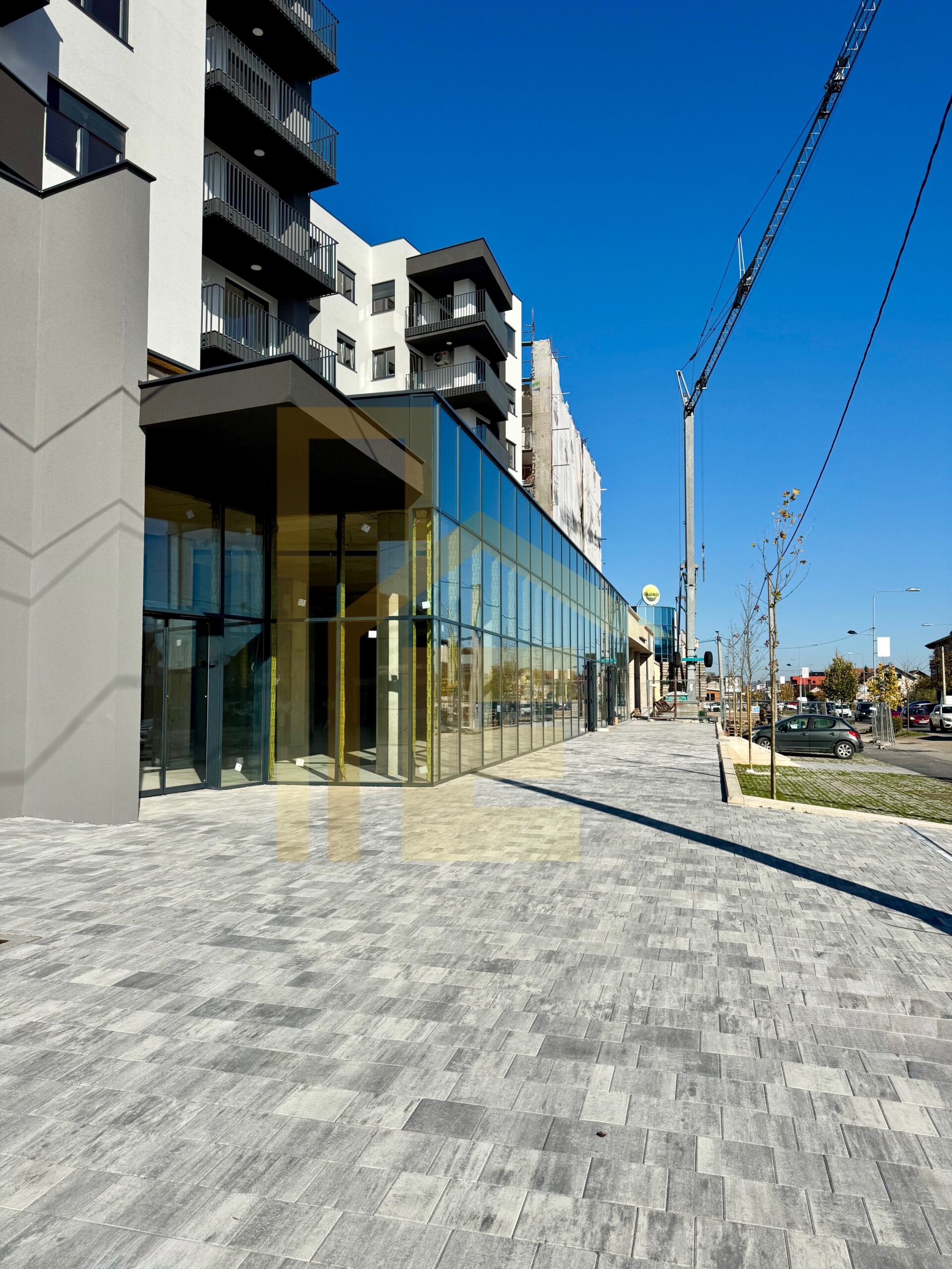 Iznajmljujemo poslovni prostor na prometnoj lokaciji, Lazarevo slika 3