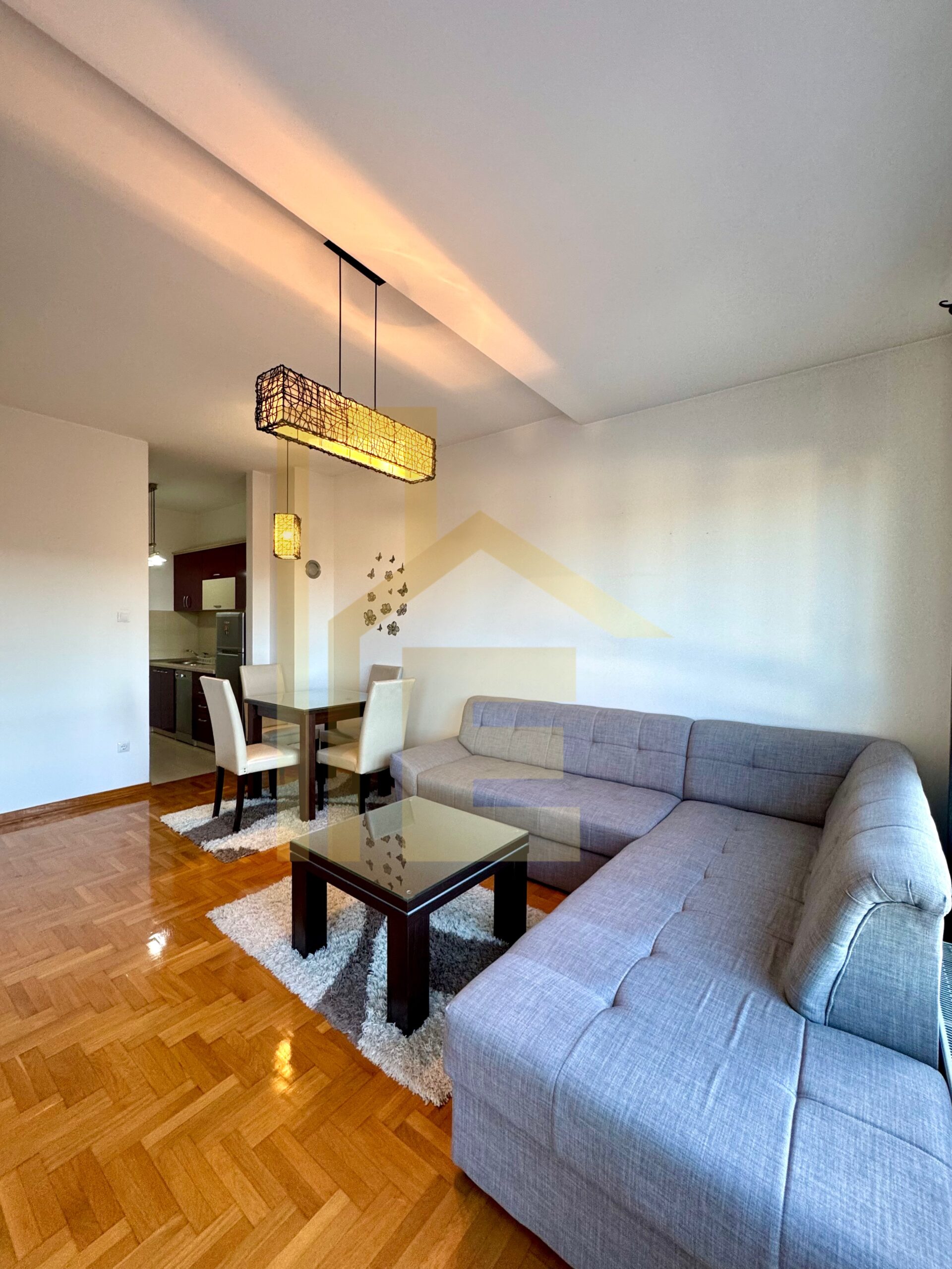 Iznajmljujemo komforan dvosoban stan, naselje Nova Varoš slika 4