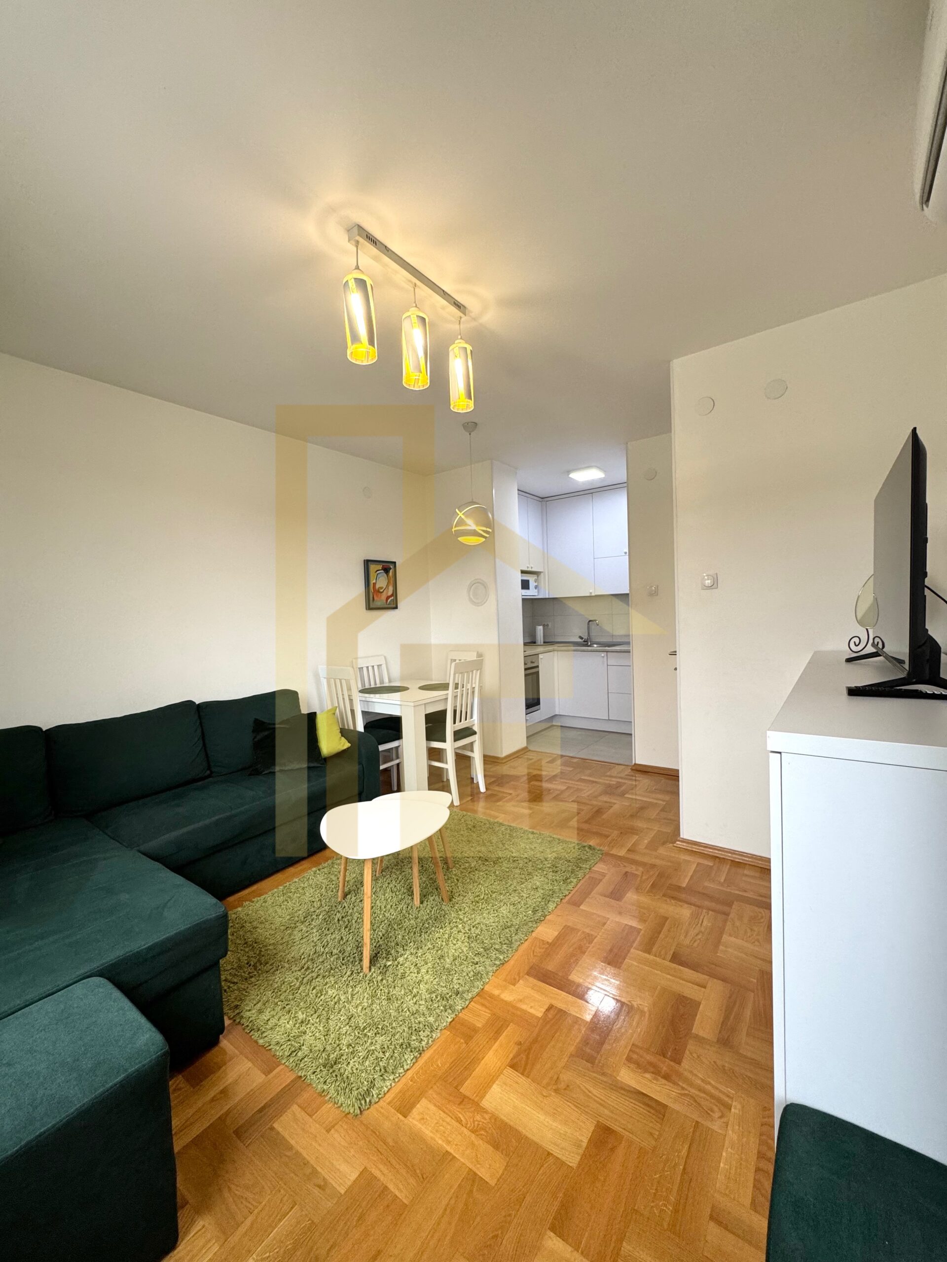 Iznajmljujemo dvosoban stan, naselje Nova Varoš slika 4