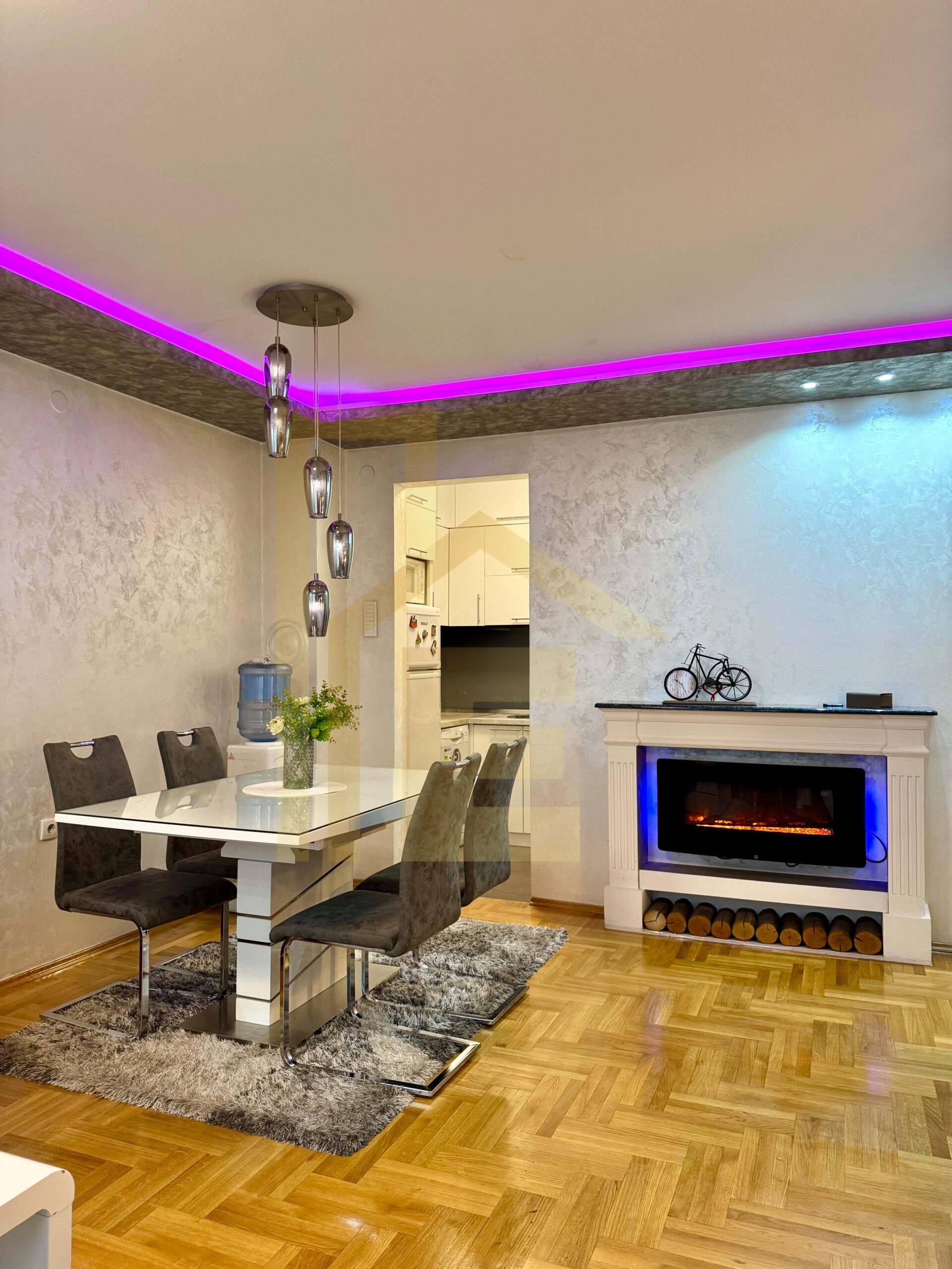 Iznajmljujemo moderan dvosoban, naselje Nova Varoš slika 10