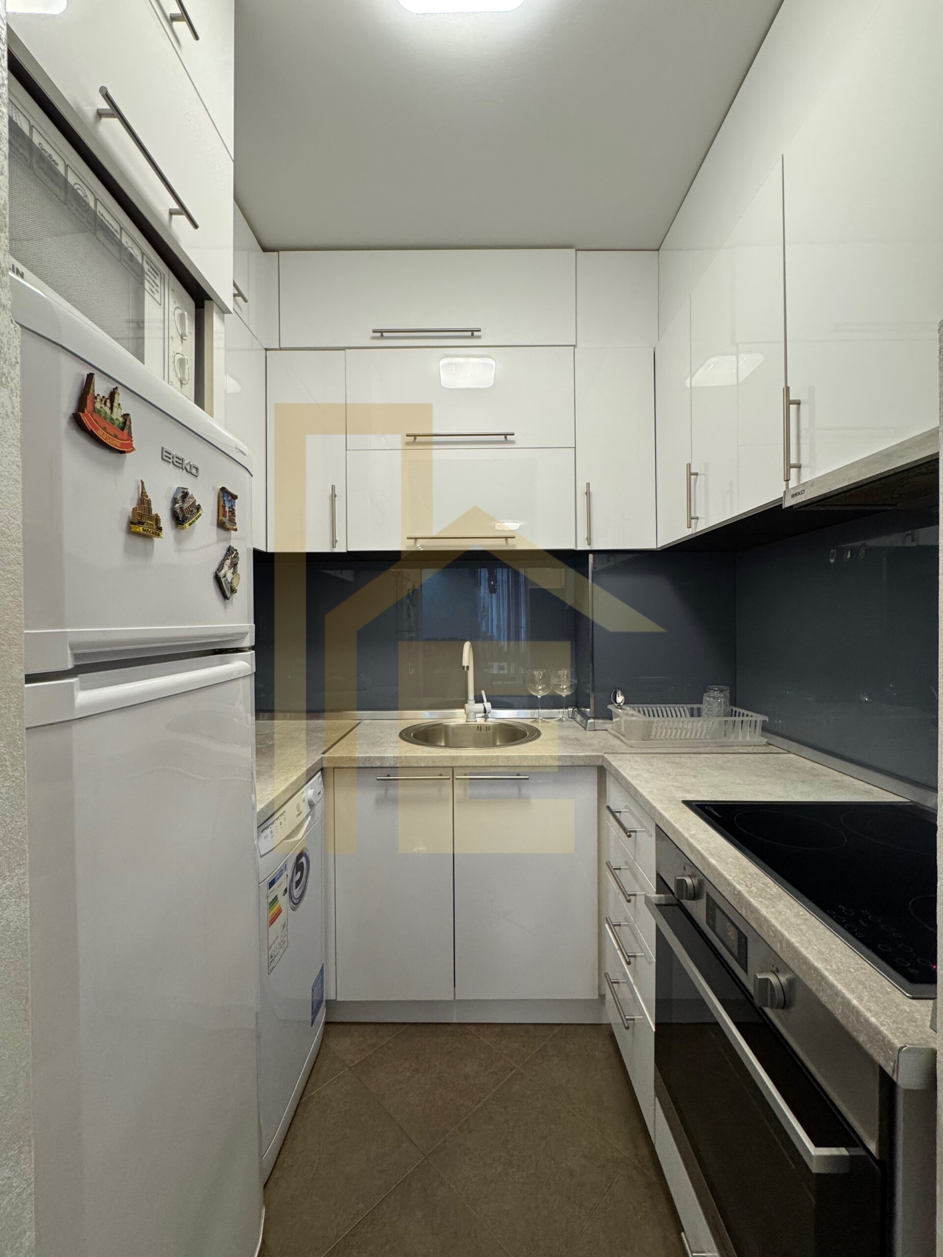 Iznajmljujemo moderan dvosoban, naselje Nova Varoš slika 14