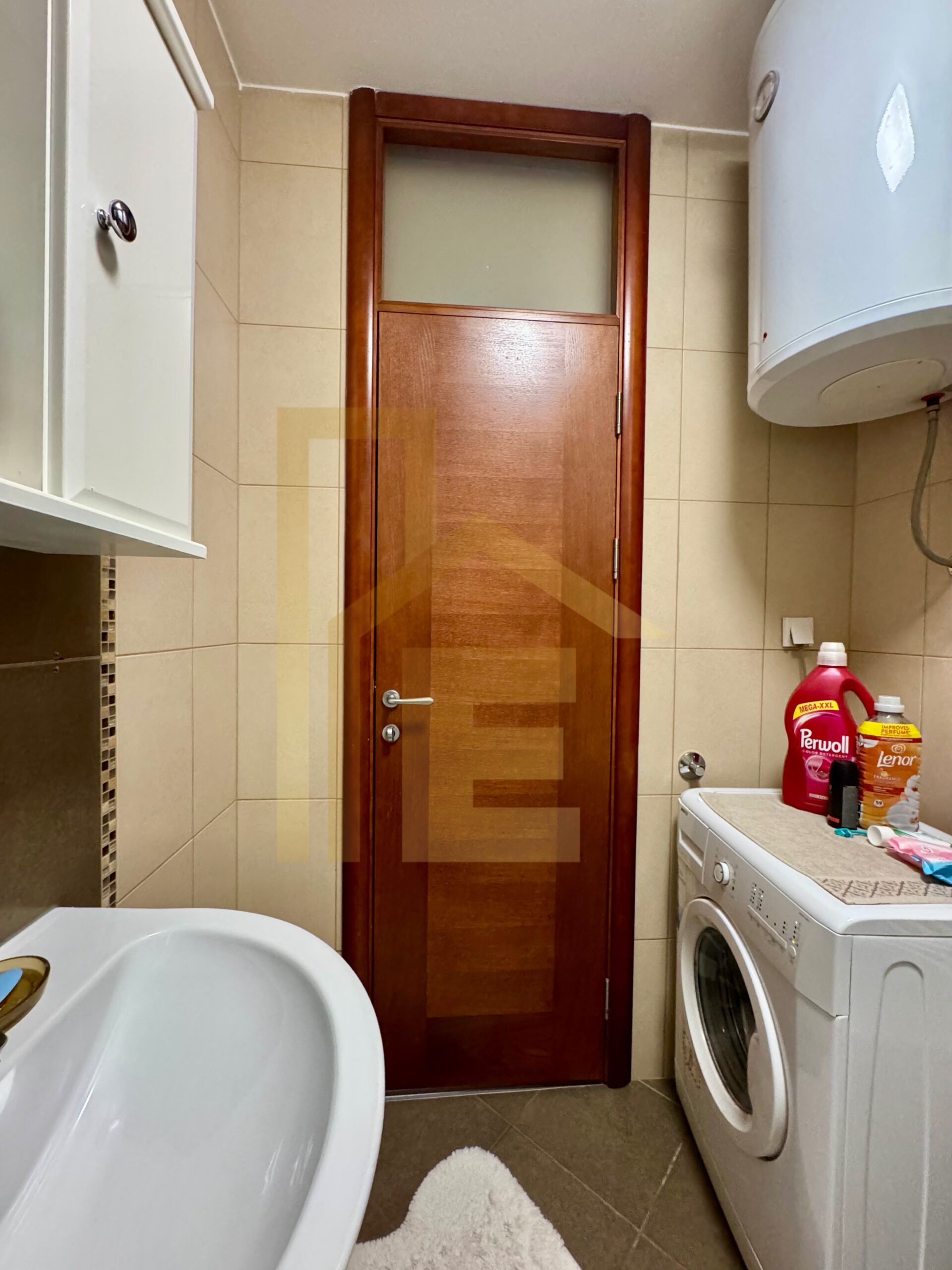 Iznajmljujemo moderan dvosoban, naselje Nova Varoš slika 23