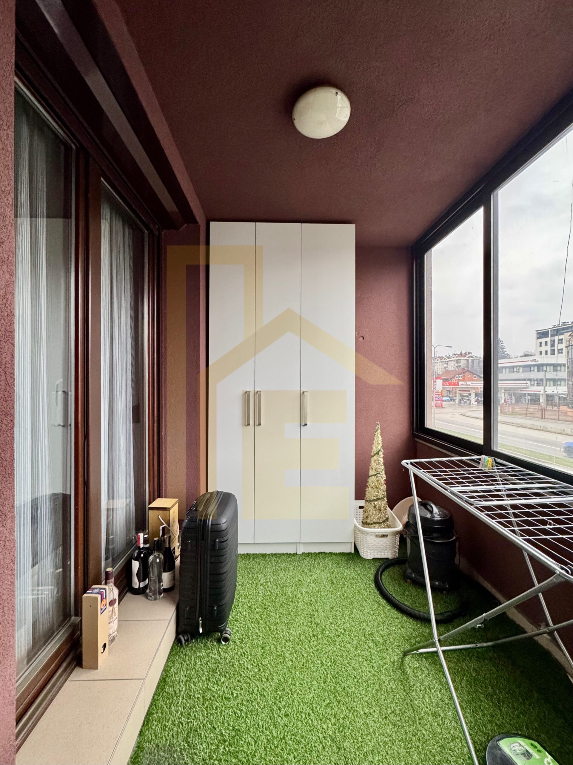 Iznajmljujemo moderan dvosoban, naselje Nova Varoš slika 22