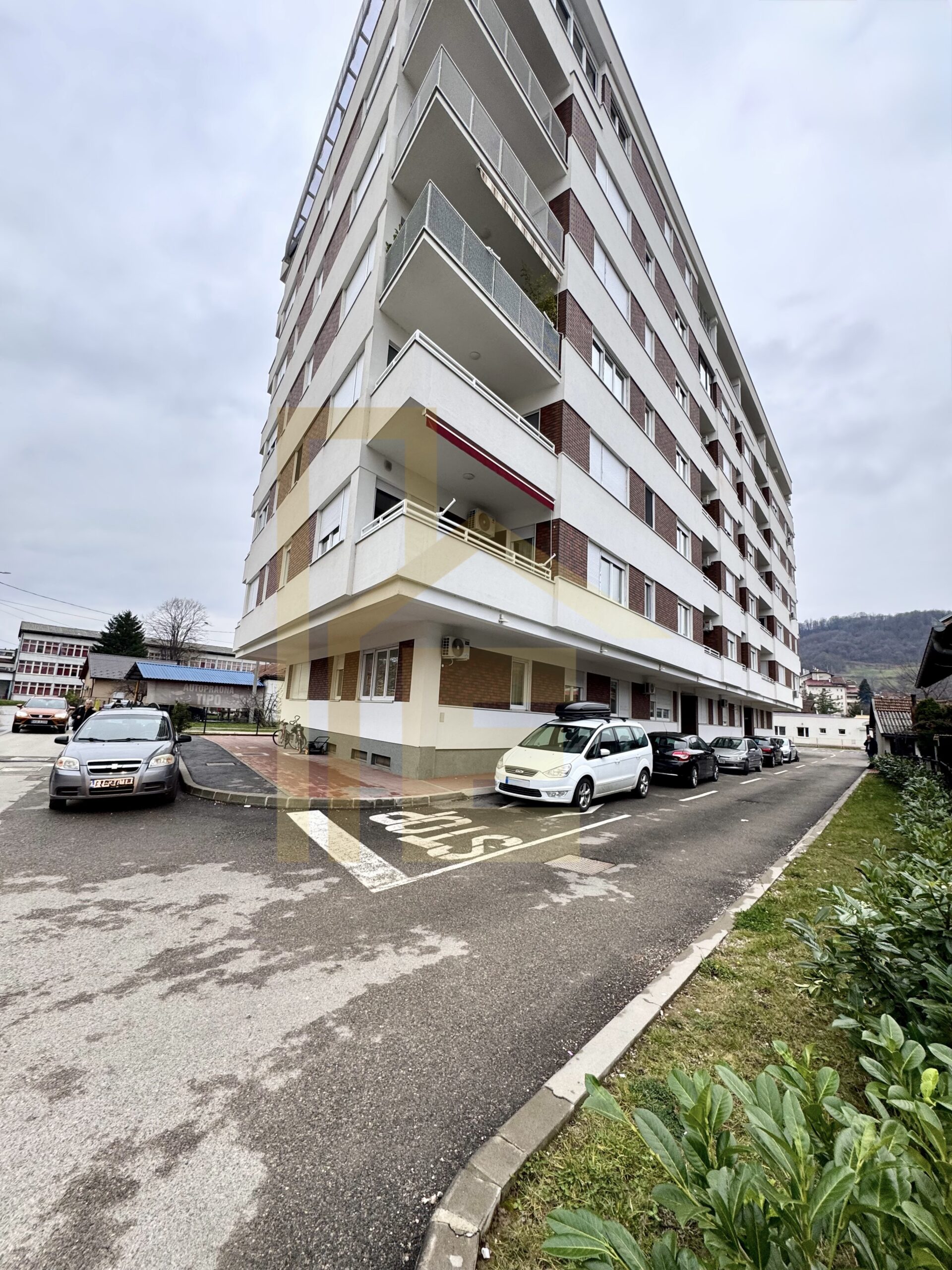 Na prodaju vanjsko parking mjesto, naselje Obilićevo slika 2