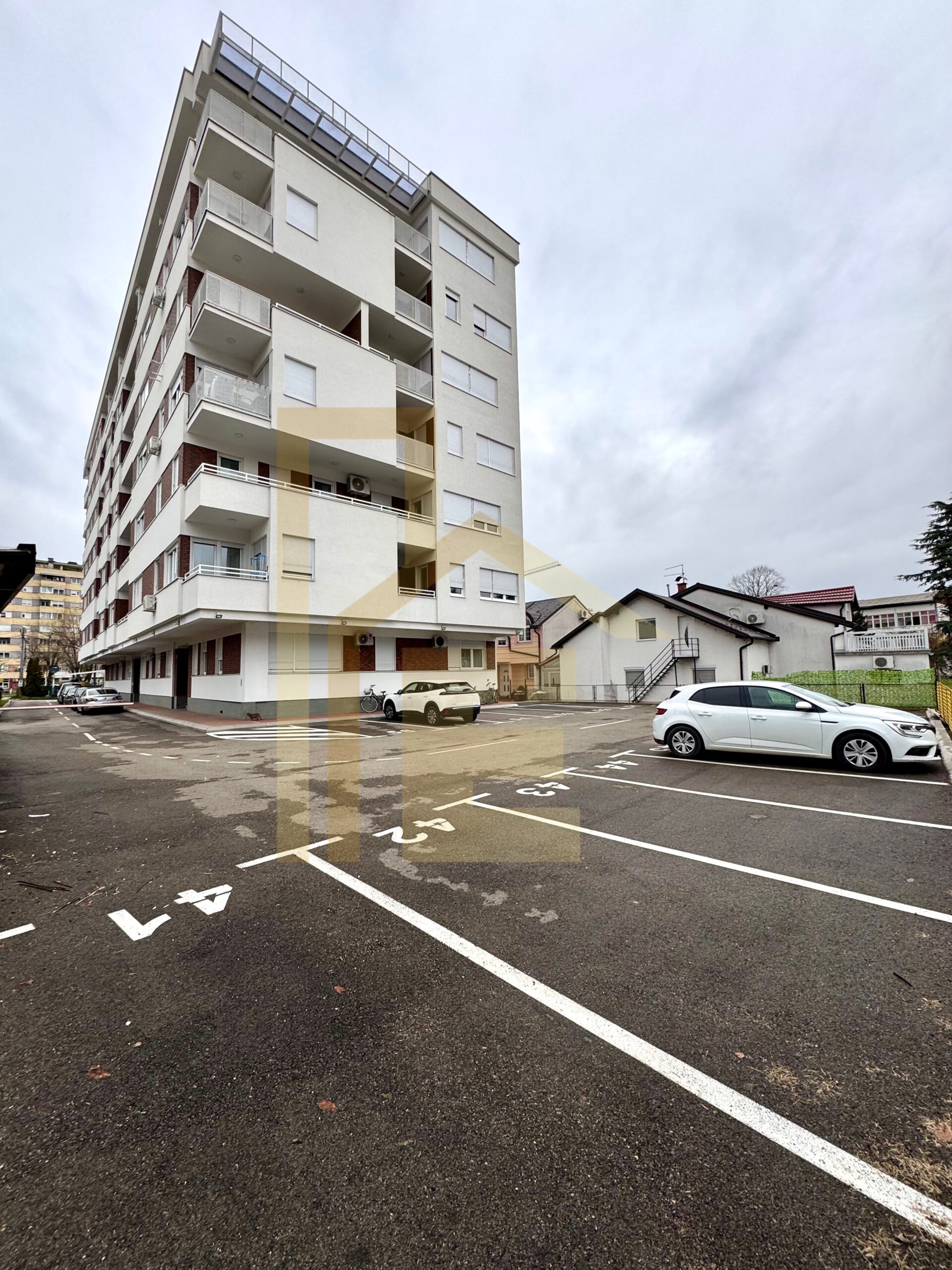 Na prodaju vanjsko parking mjesto, naselje Obilićevo slika 3