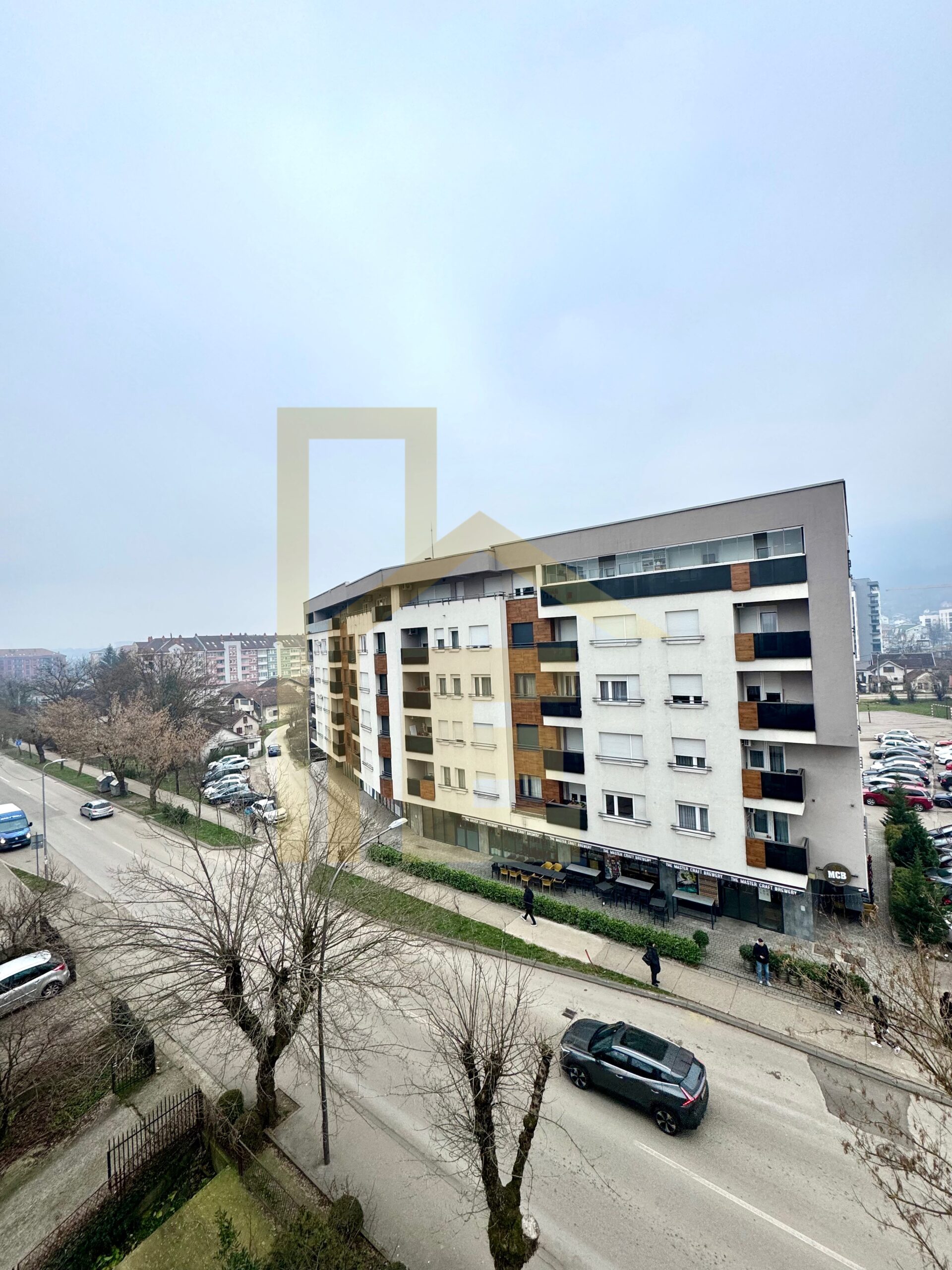 Potpuno nov trosoban stan, podnožje Starčevice slika 24