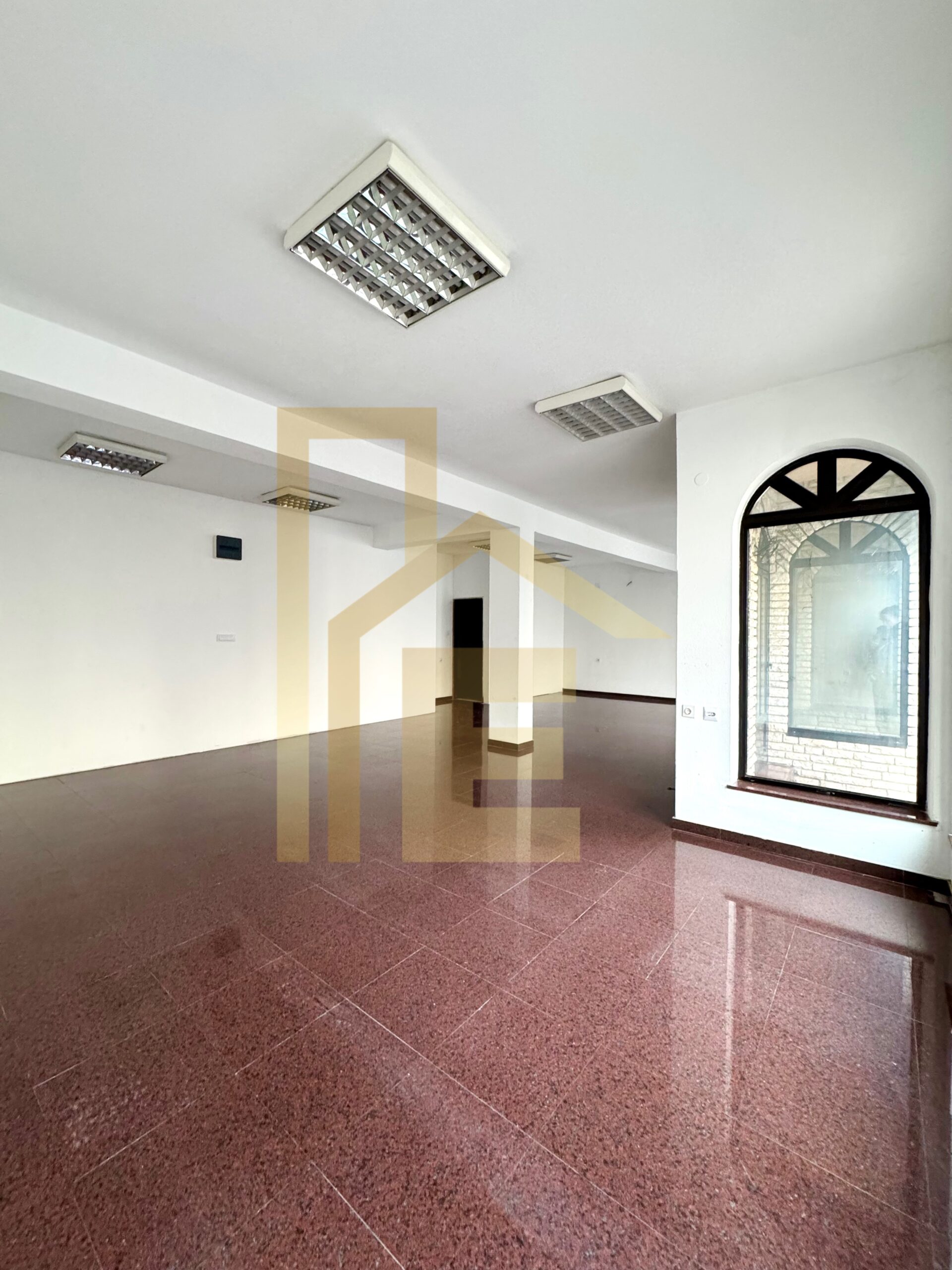 Iznajmljujemo poslovni prostor u naselju Nova Varoš slika 8