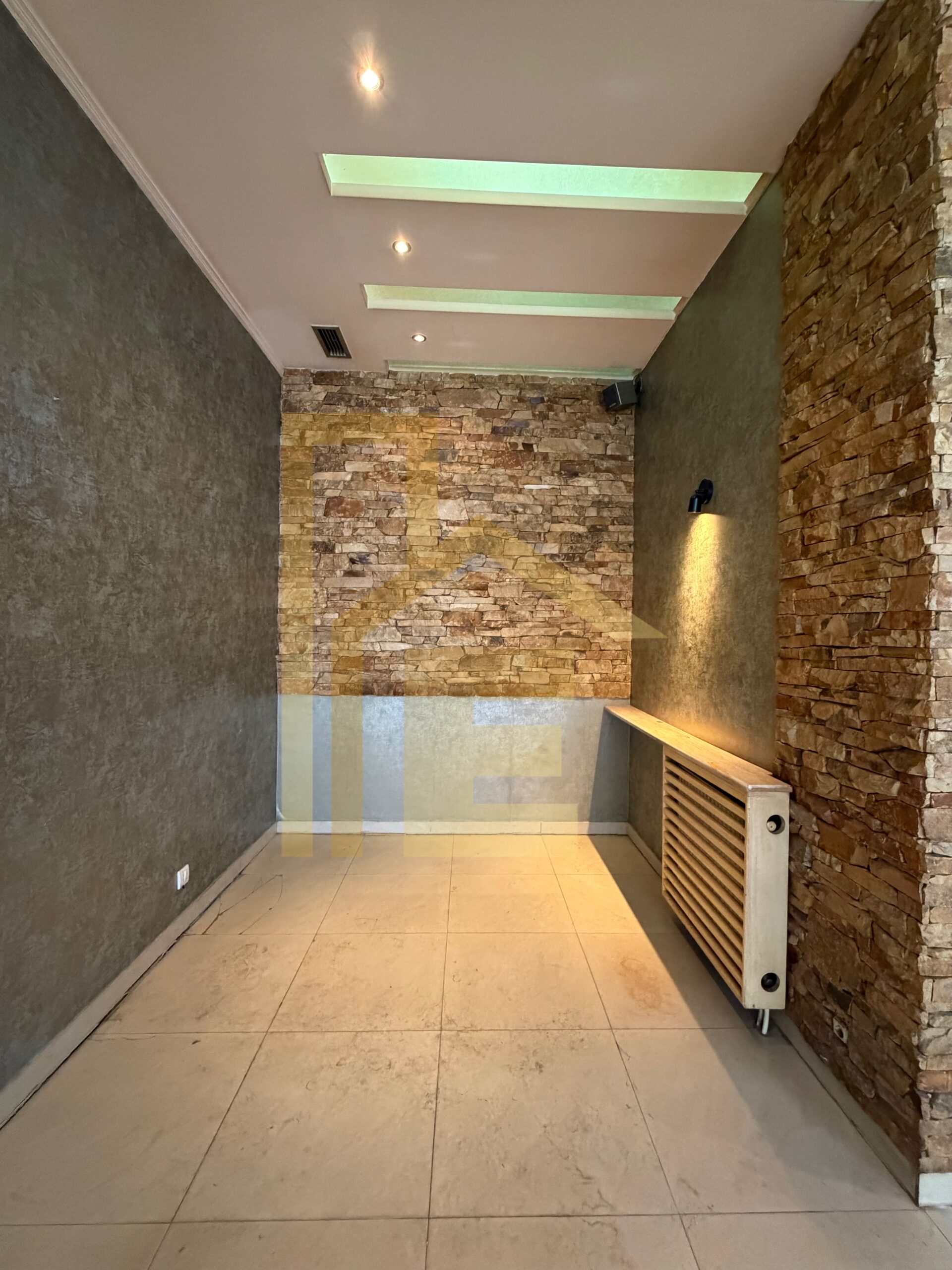 Iznajmljujemo poslovni prostor u Novoj Varoši slika 9