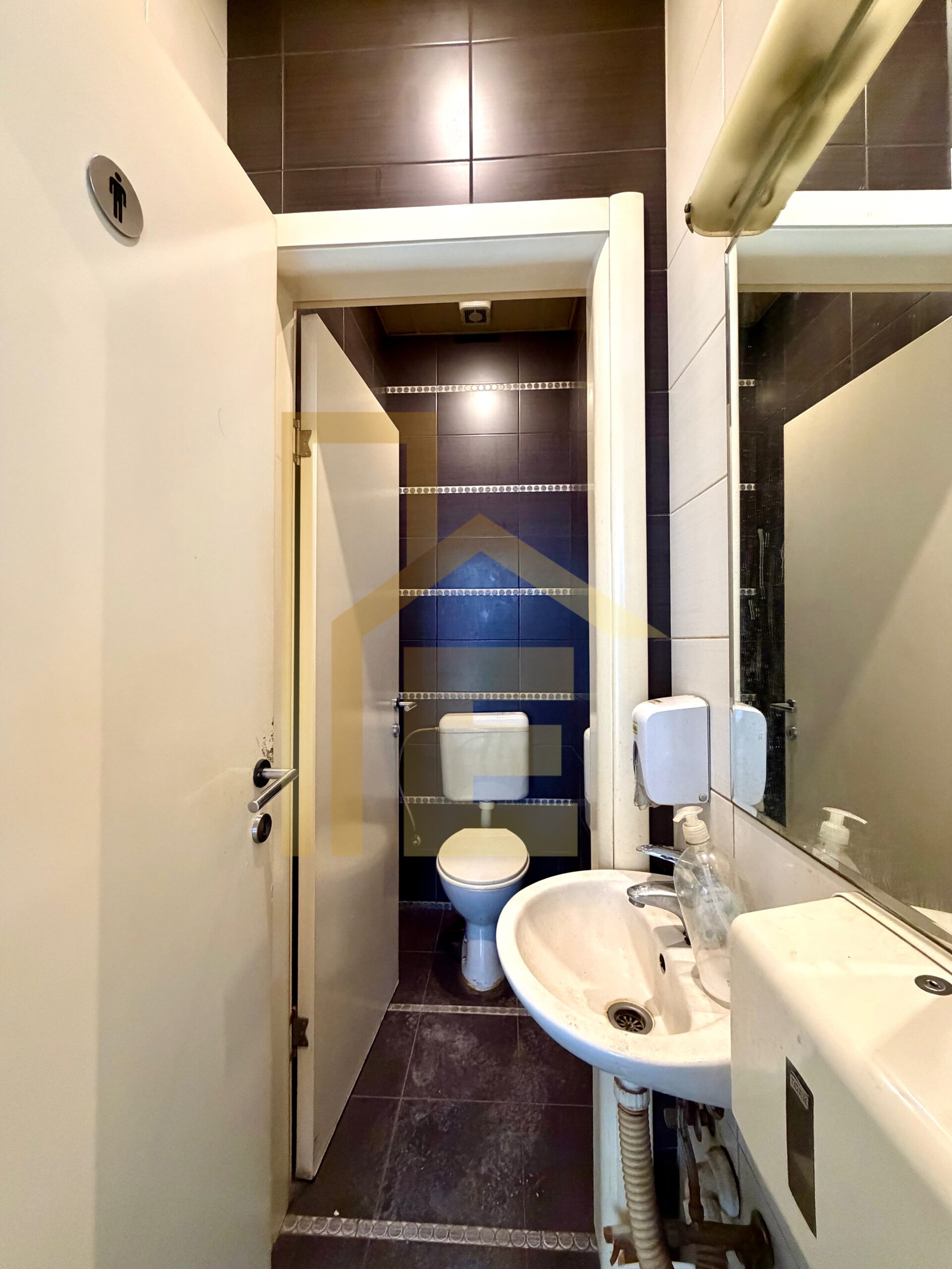 Iznajmljujemo poslovni prostor u Novoj Varoši slika 10