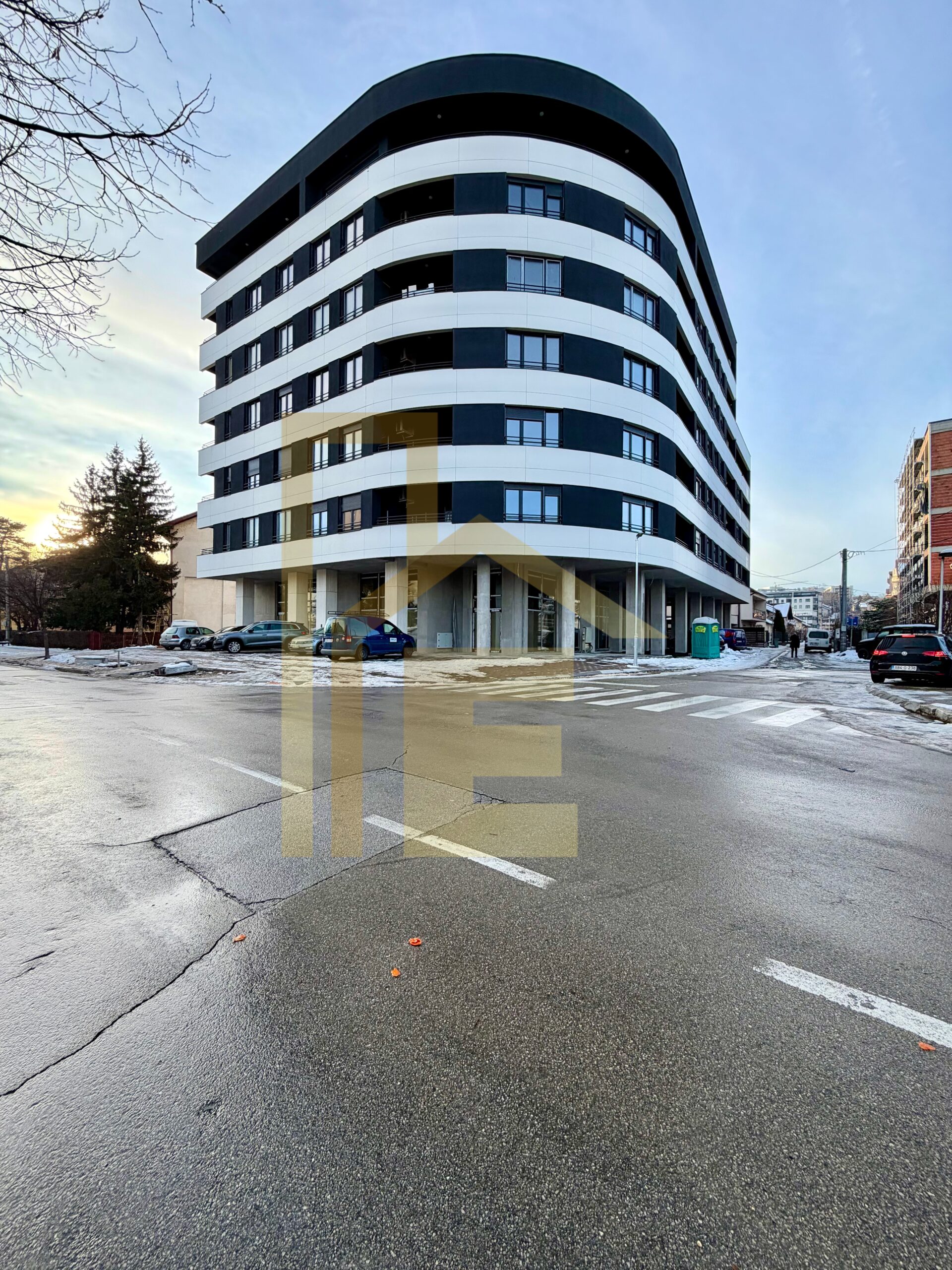 Na prodaju nov četverosoban stan, naselje Nova Varoš slika 2