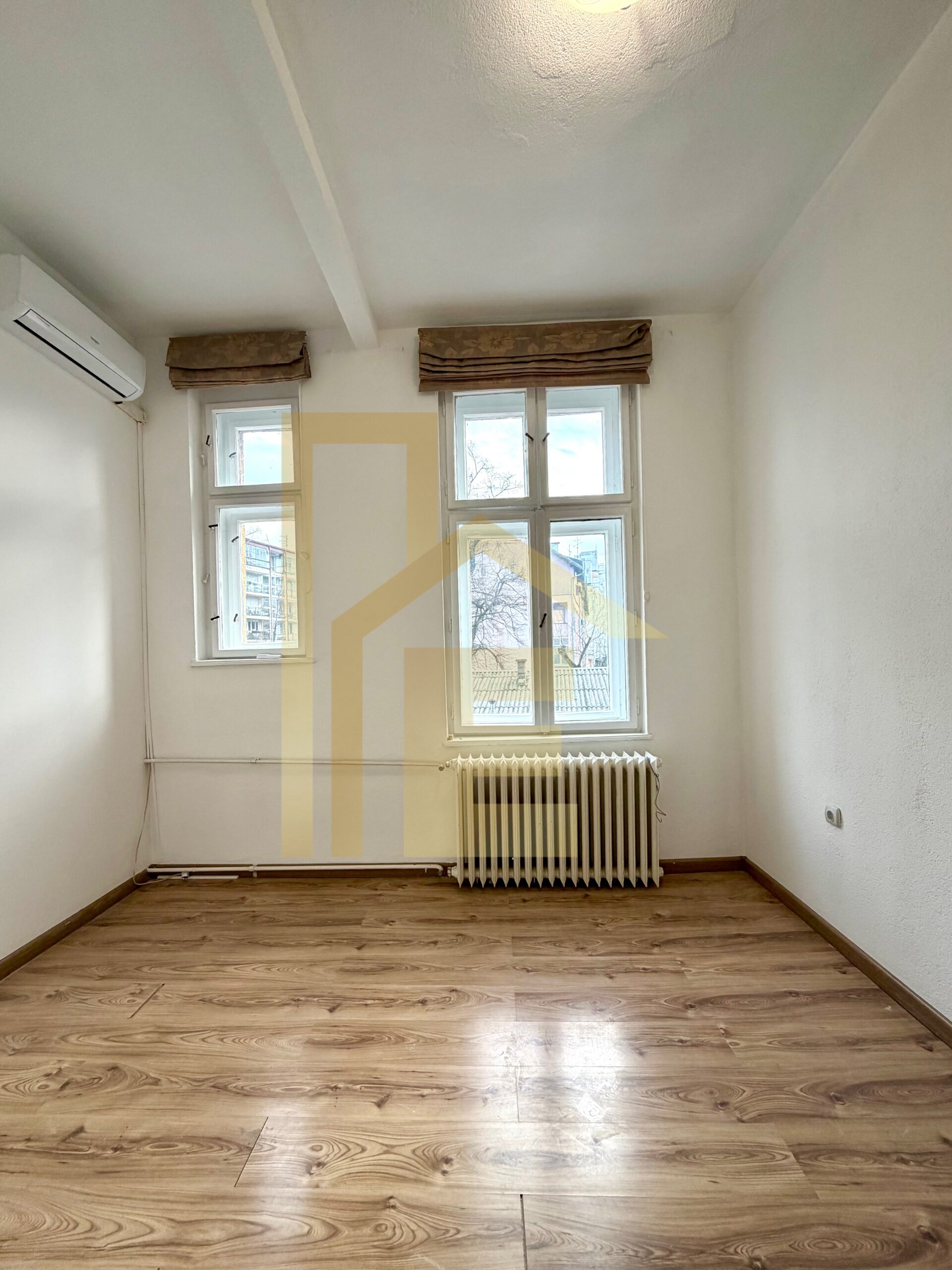 Iznajmljujemo poslovni prostor kod Osnovnog suda slika 9