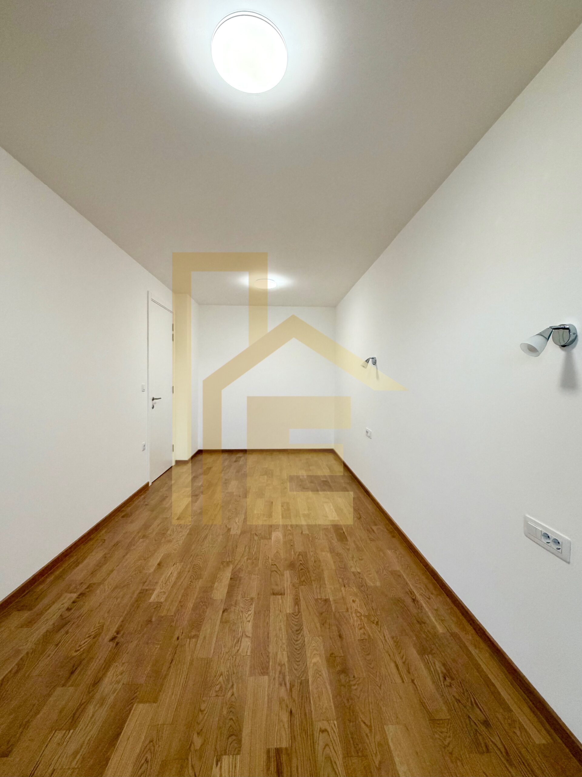 Iznajmljujemo kancelarijski prostor, naselje Lazarevo slika 17