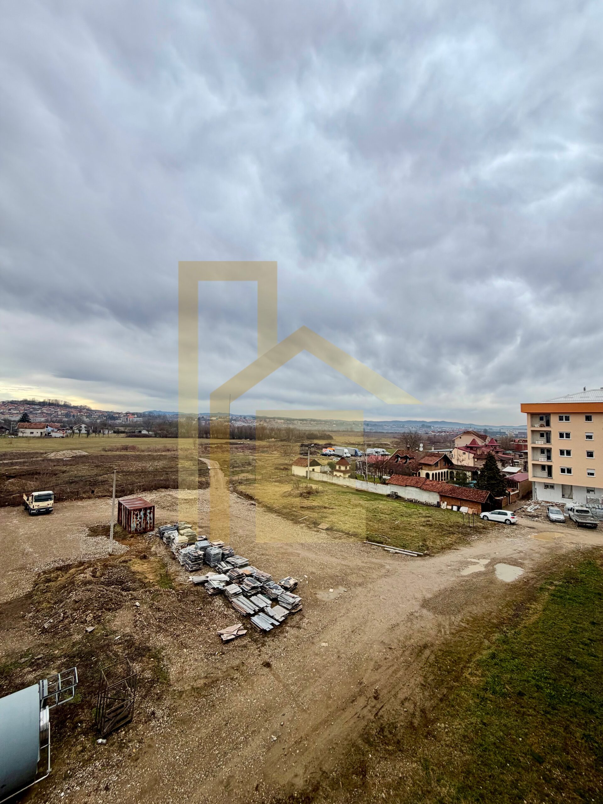 Iznajmljujemo kancelarijski prostor, naselje Lazarevo slika 22