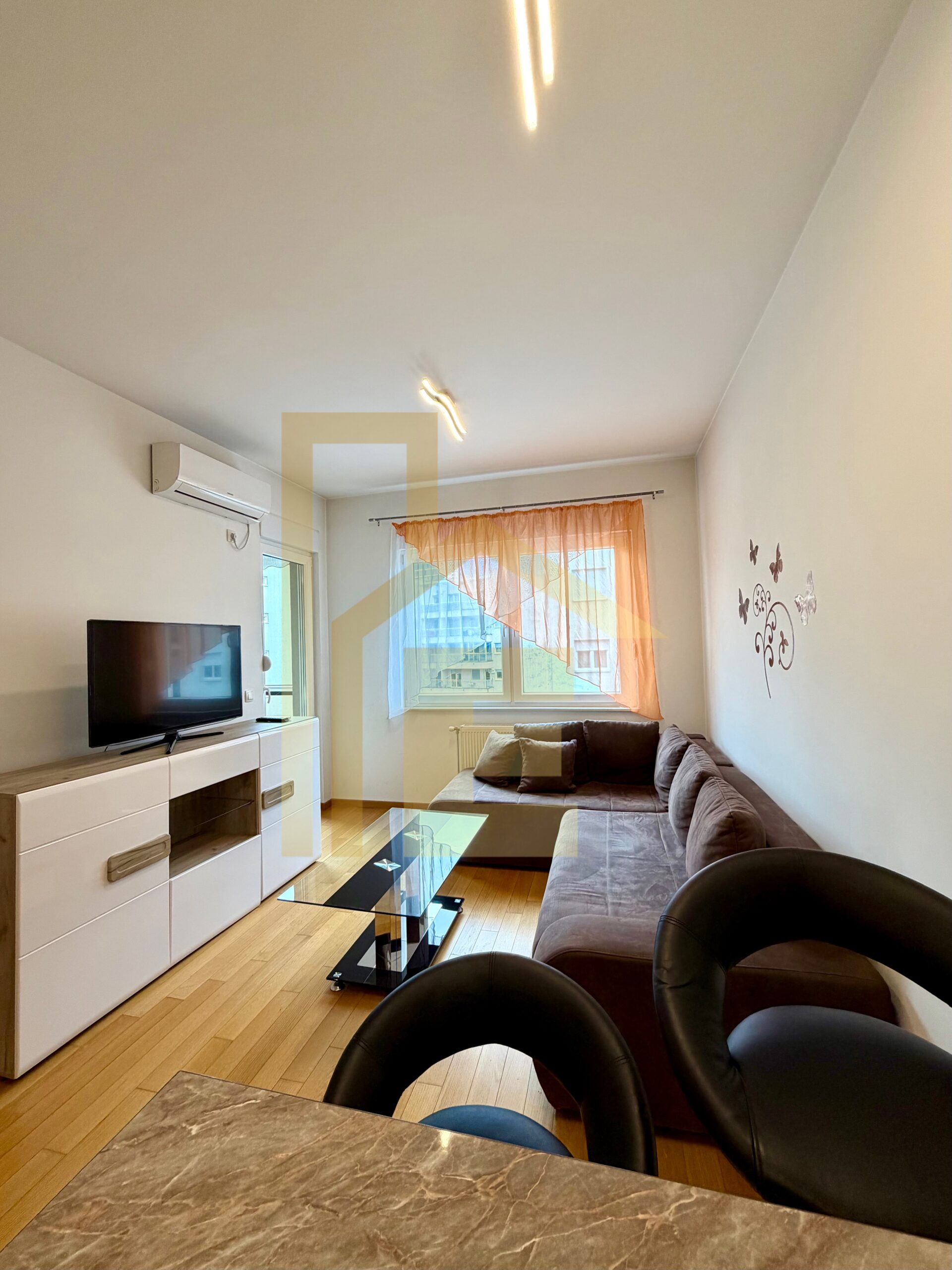 Iznajmljujemo dvosoban stan sa parkingom, Nova Varoš slika 3