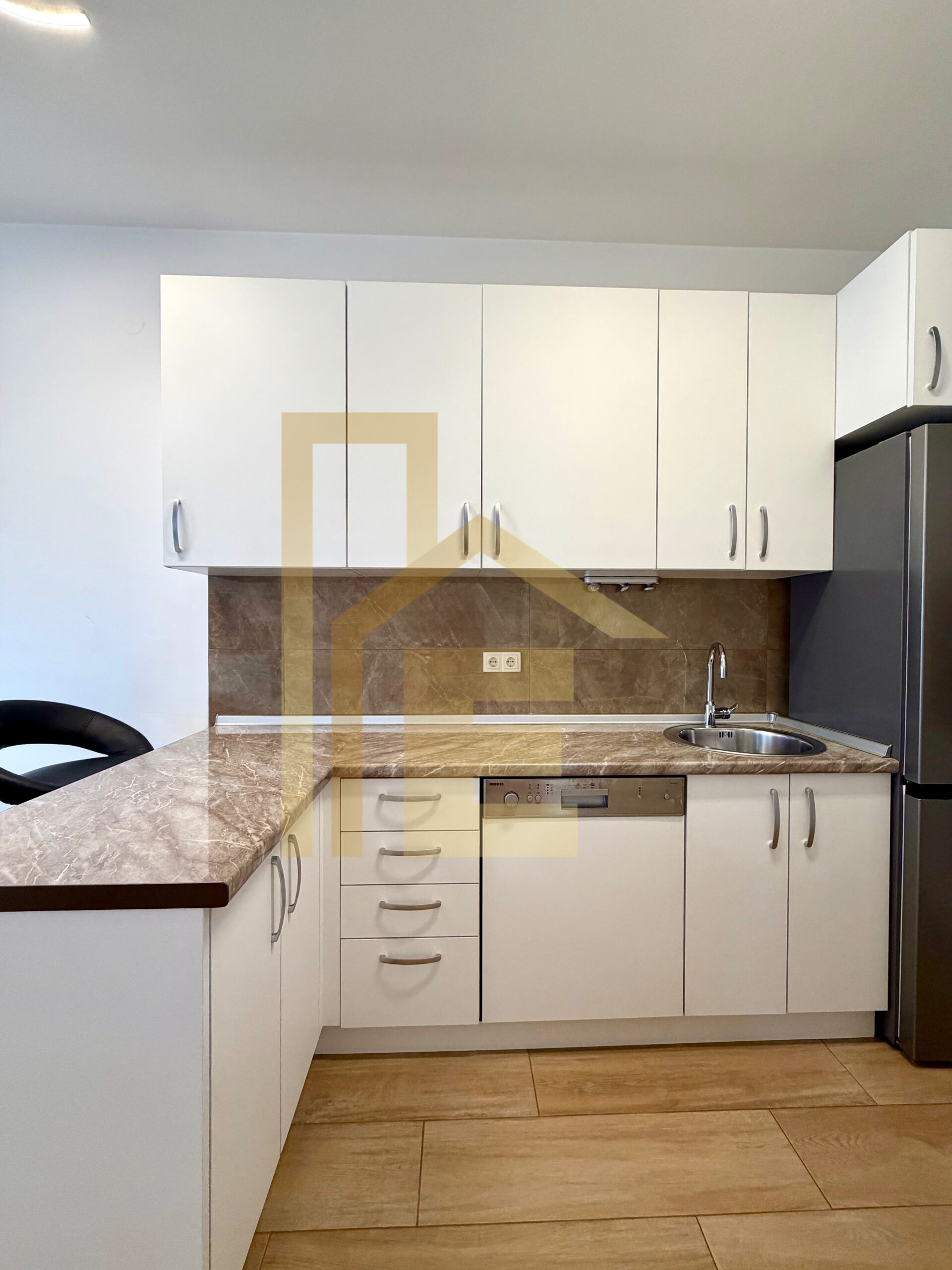 Iznajmljujemo dvosoban stan sa parkingom, Nova Varoš slika 11