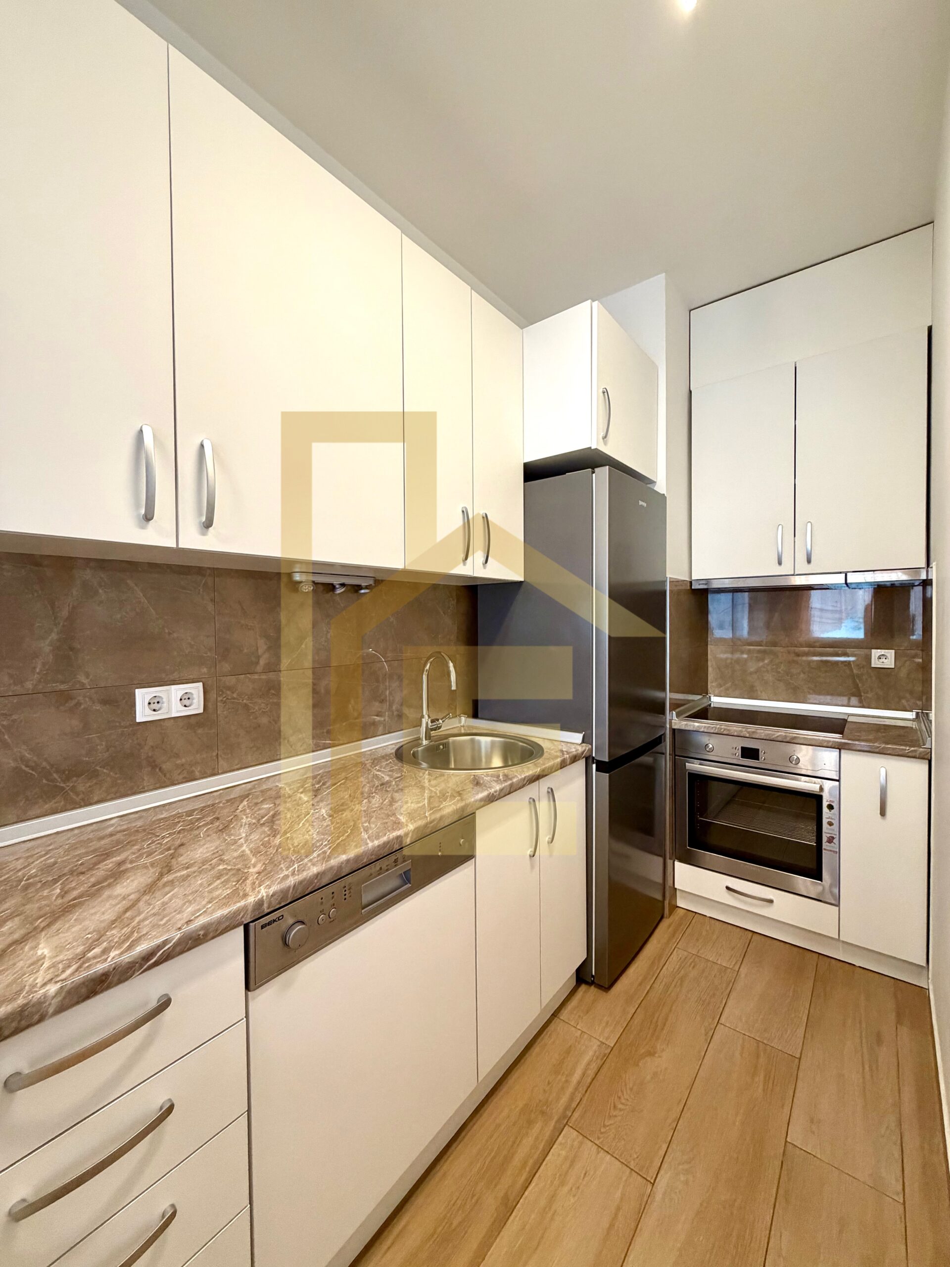 Iznajmljujemo dvosoban stan sa parkingom, Nova Varoš slika 10