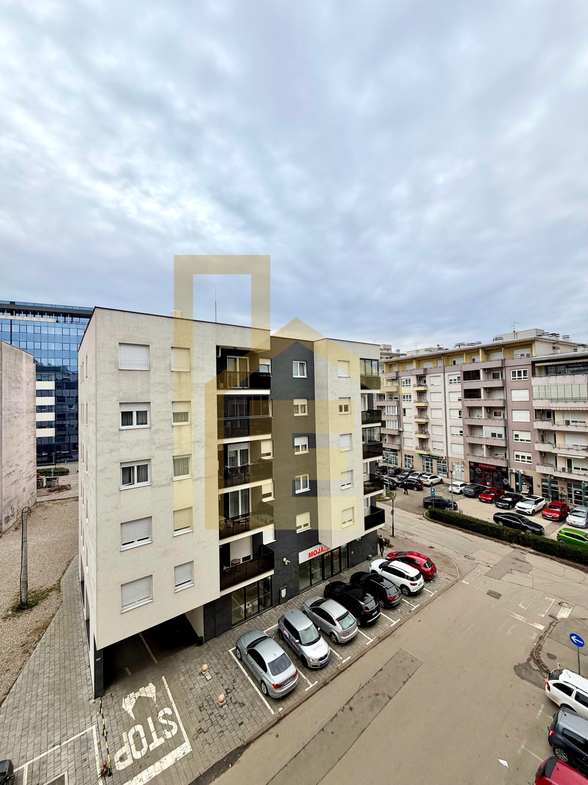 Iznajmljujemo dvosoban stan sa parkingom, Nova Varoš slika 23