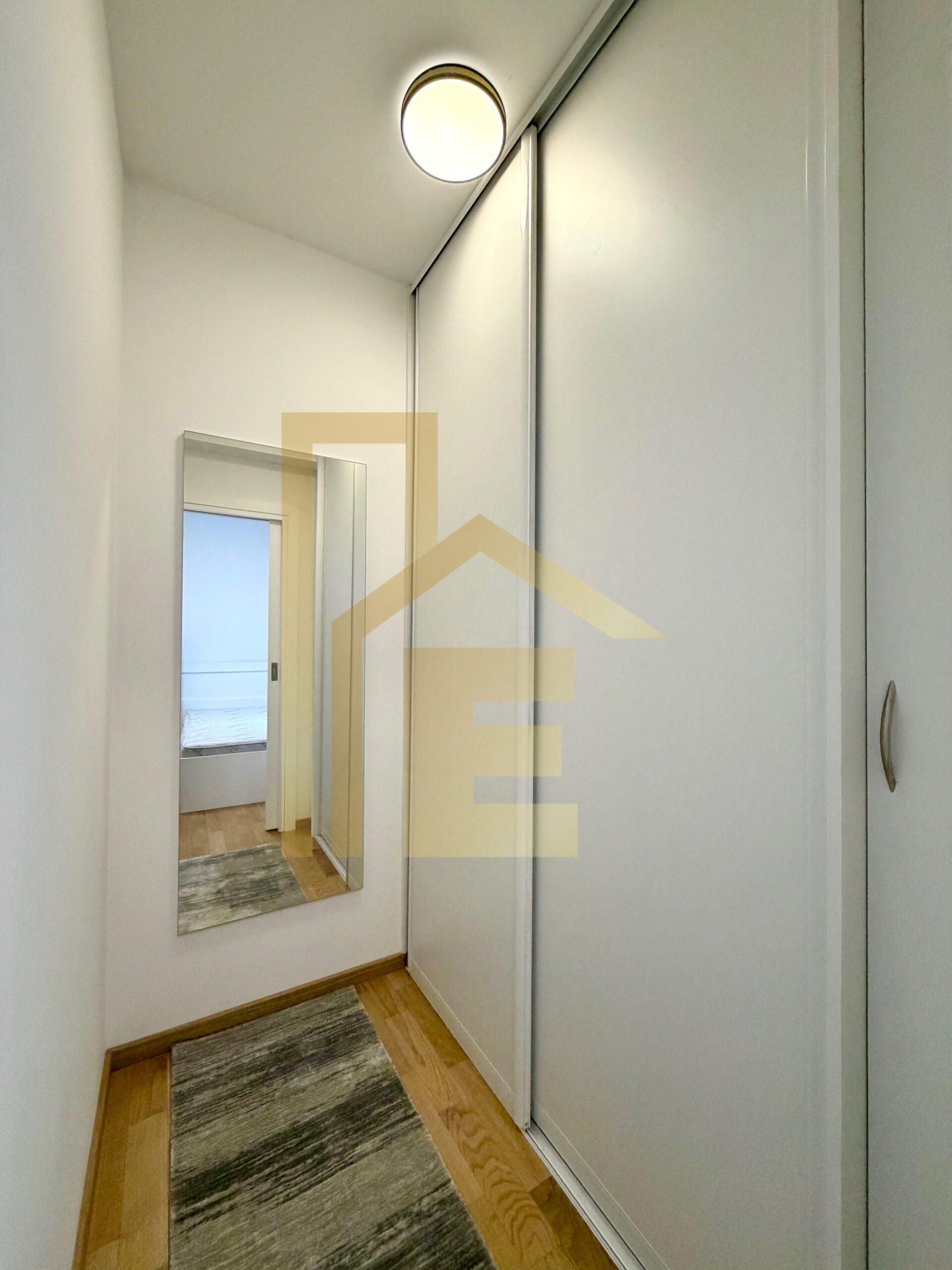 Komforan dvosoban stan, naselje Obilićevo slika 20