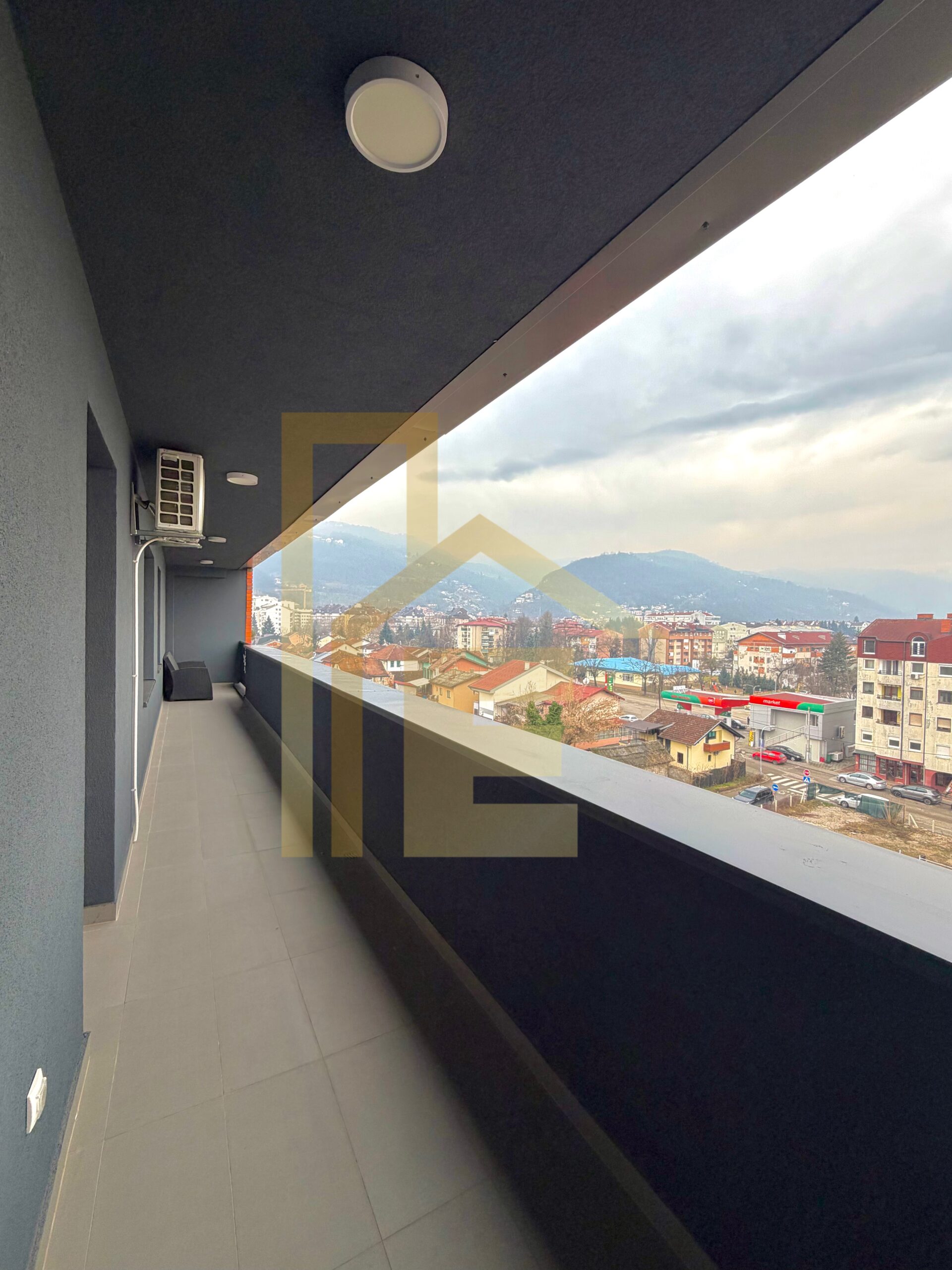 Komforan dvosoban stan, naselje Obilićevo slika 23