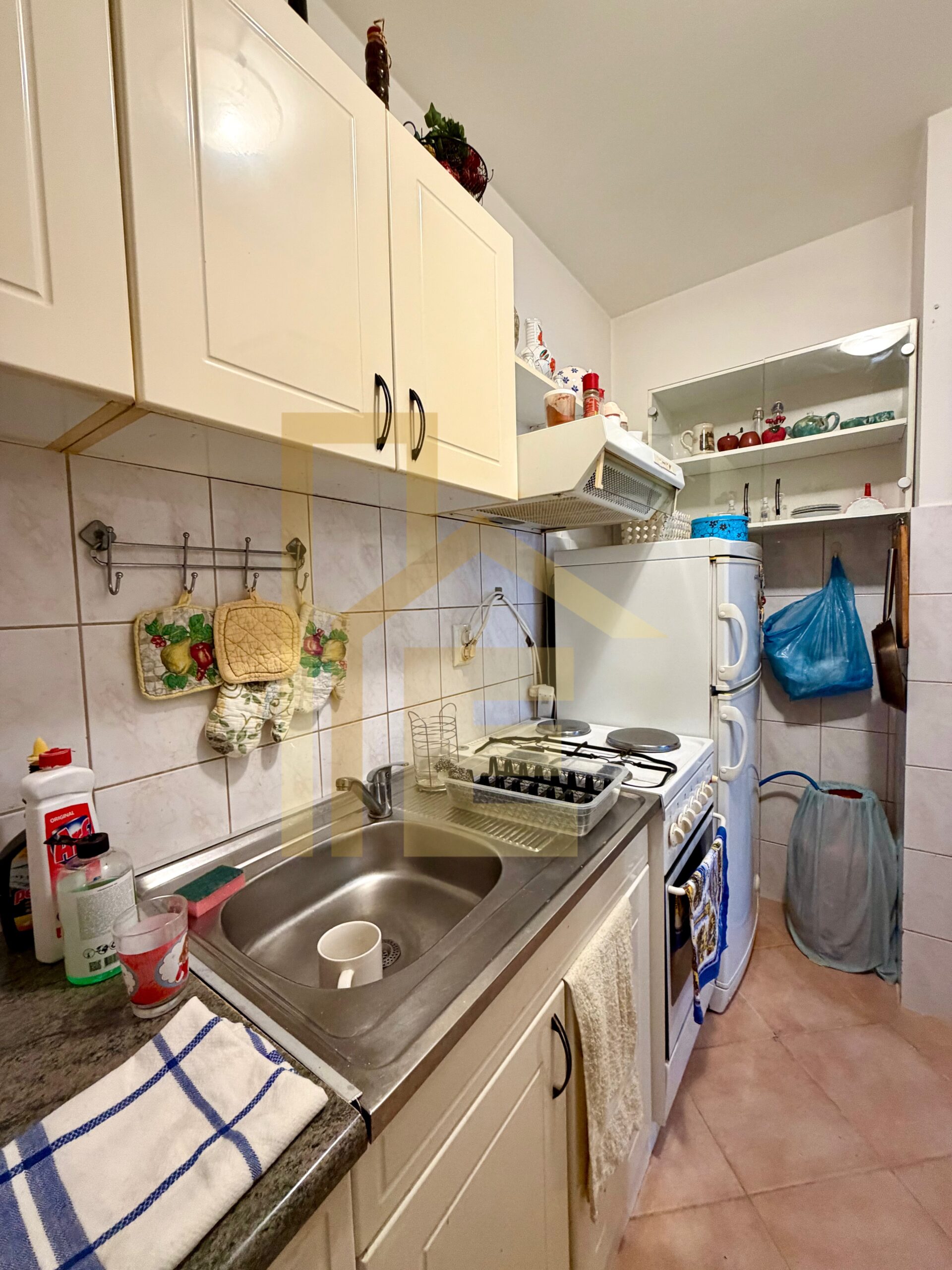 Na prodaju garsonjera sa pogledom na Vrbas, naselje Hisete slika 11