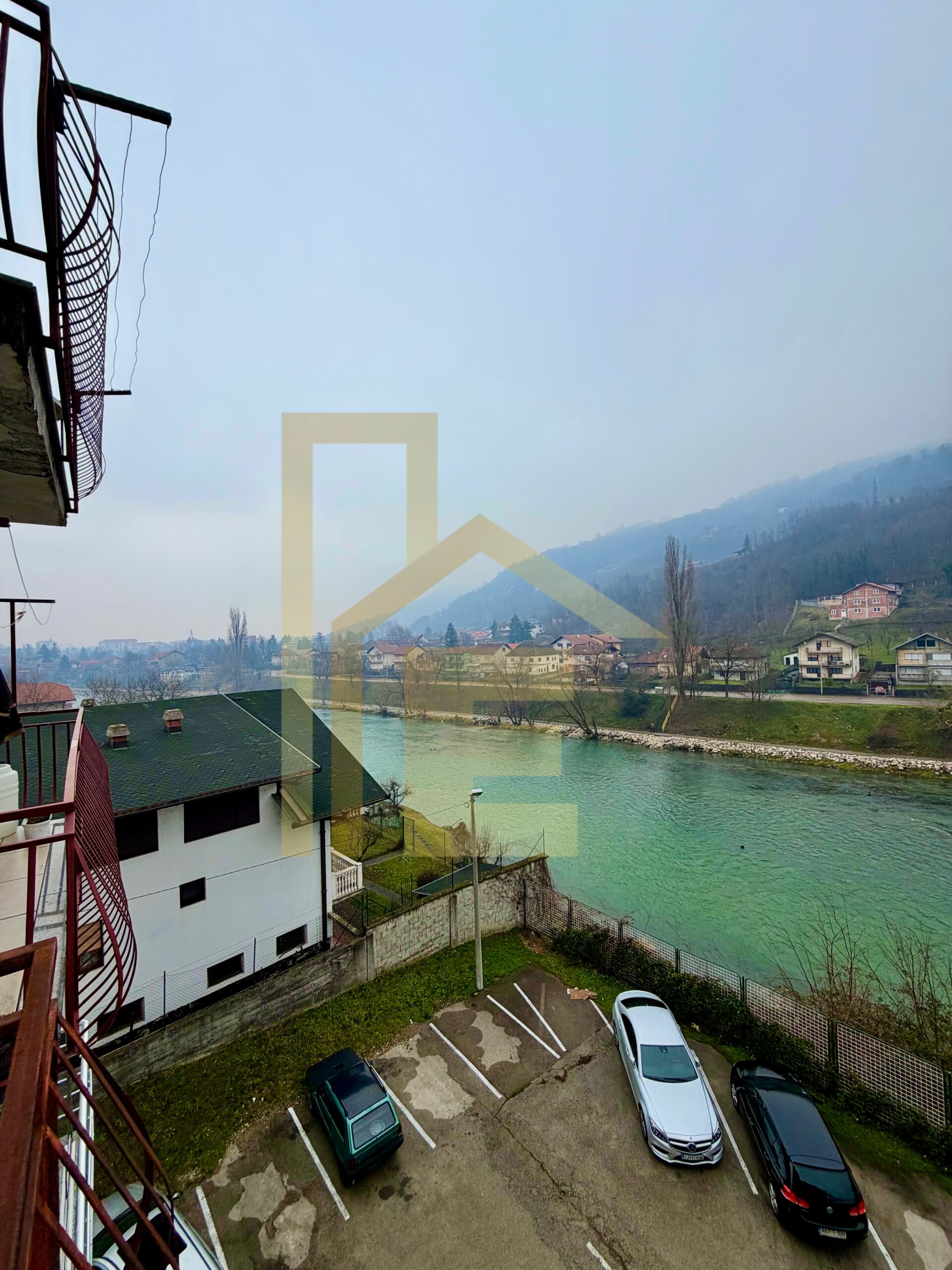 Na prodaju garsonjera sa pogledom na Vrbas, naselje Hisete slika 22