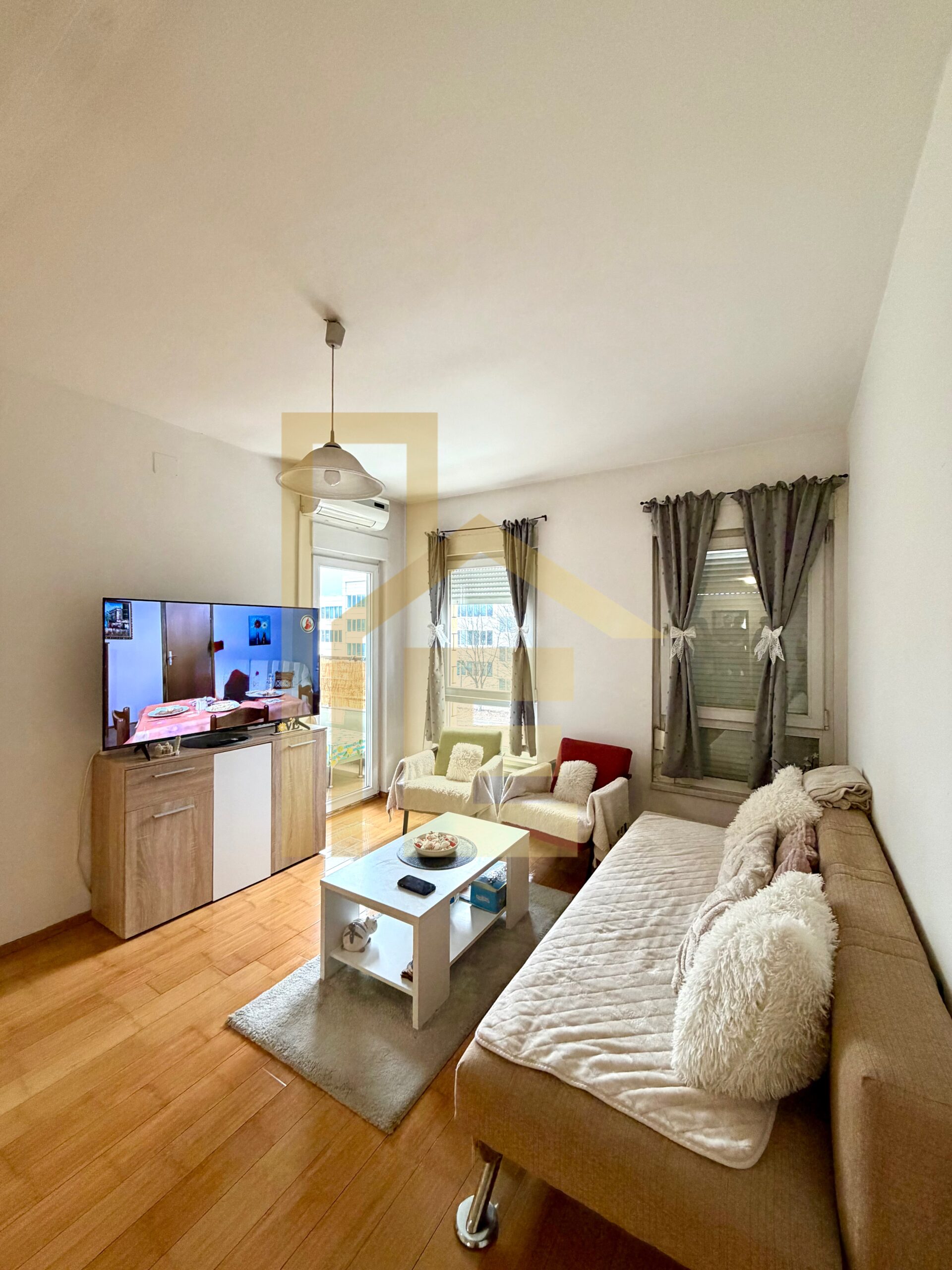 Na prodaju komforan dvosoban stan, podnožje Starčevice slika 4