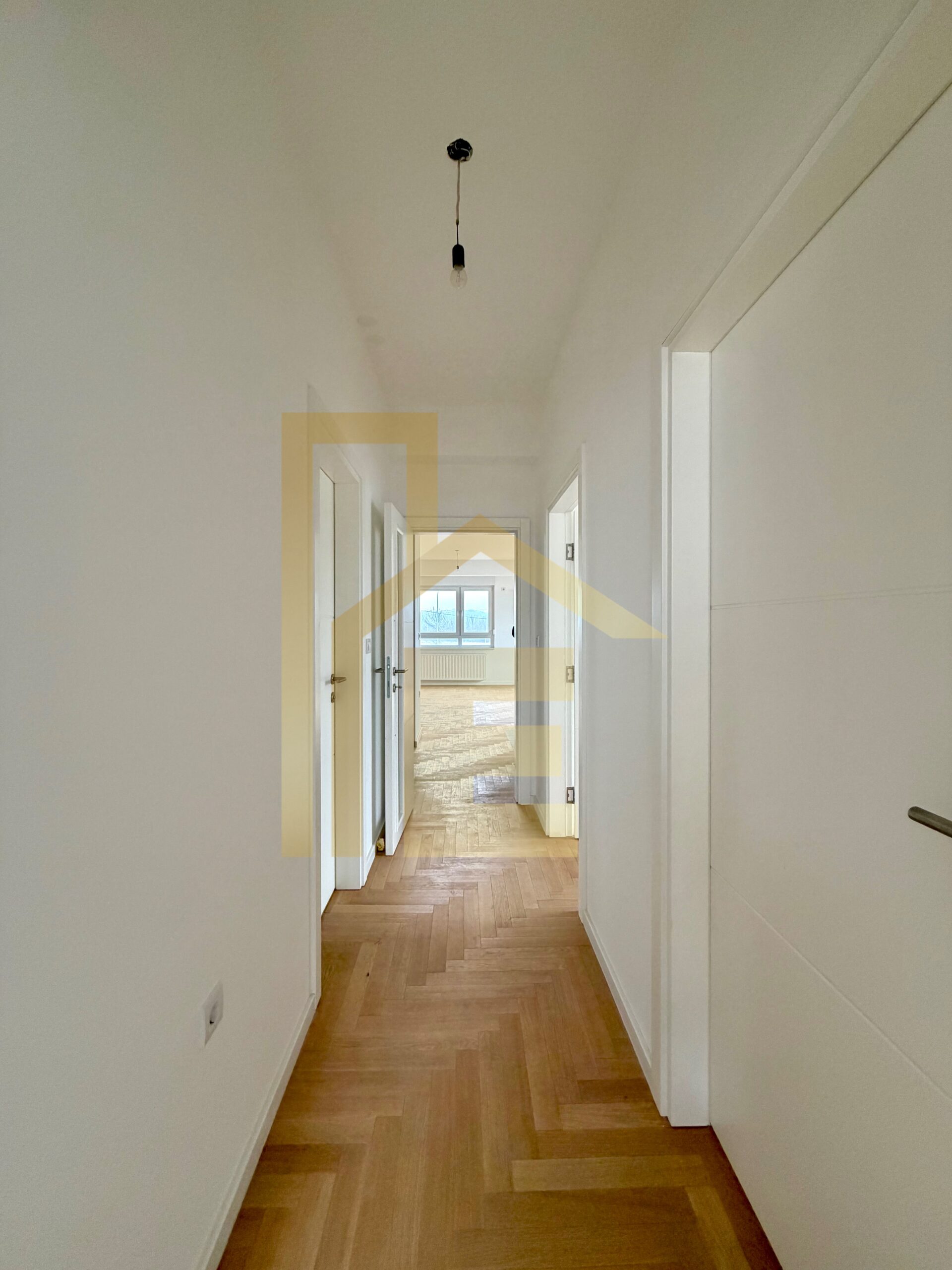 Na prodaju NOV četverosoban stan, Laktaši slika 15